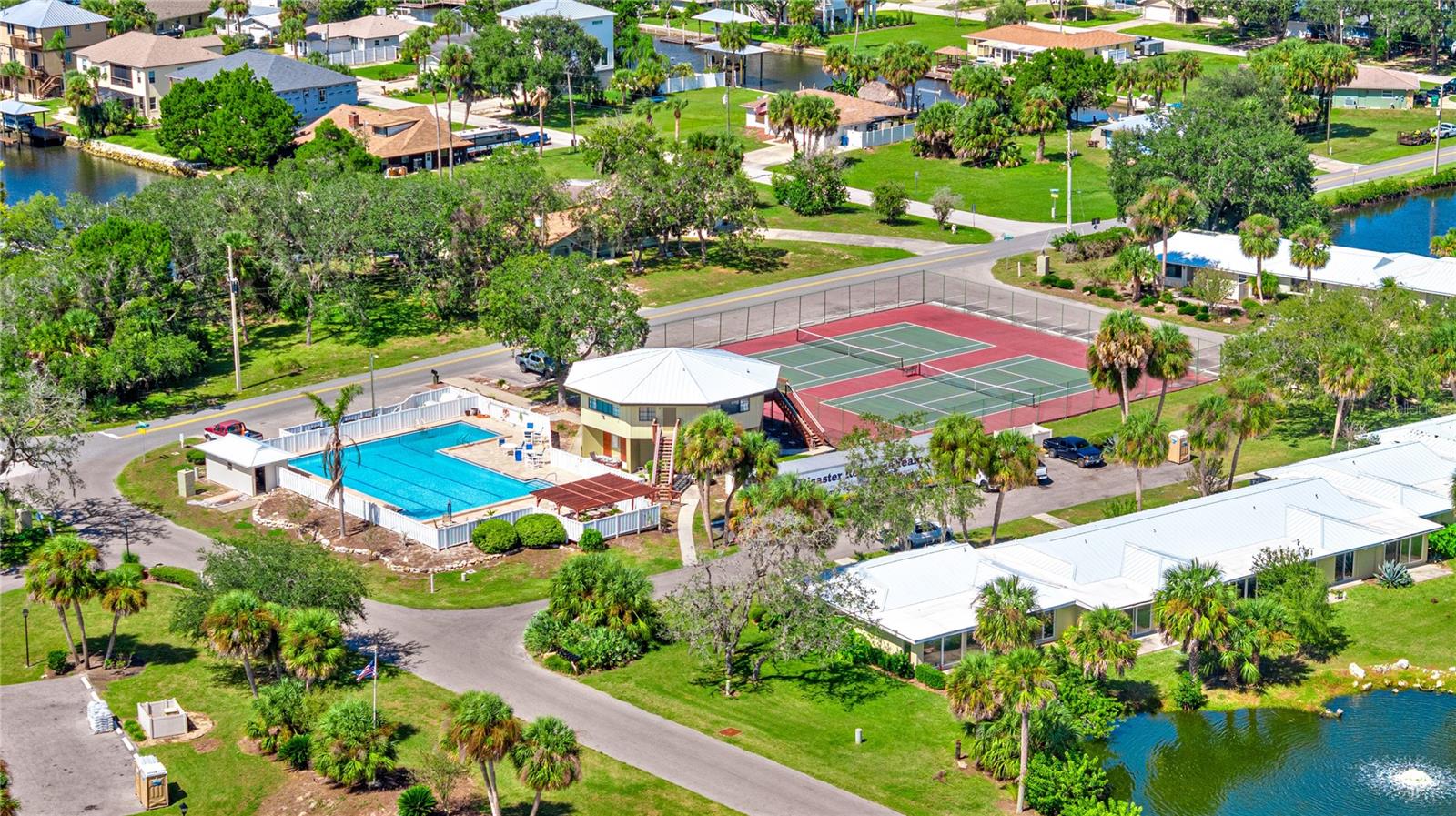 Image 7 of 29 For 1229 Egret Point 1229