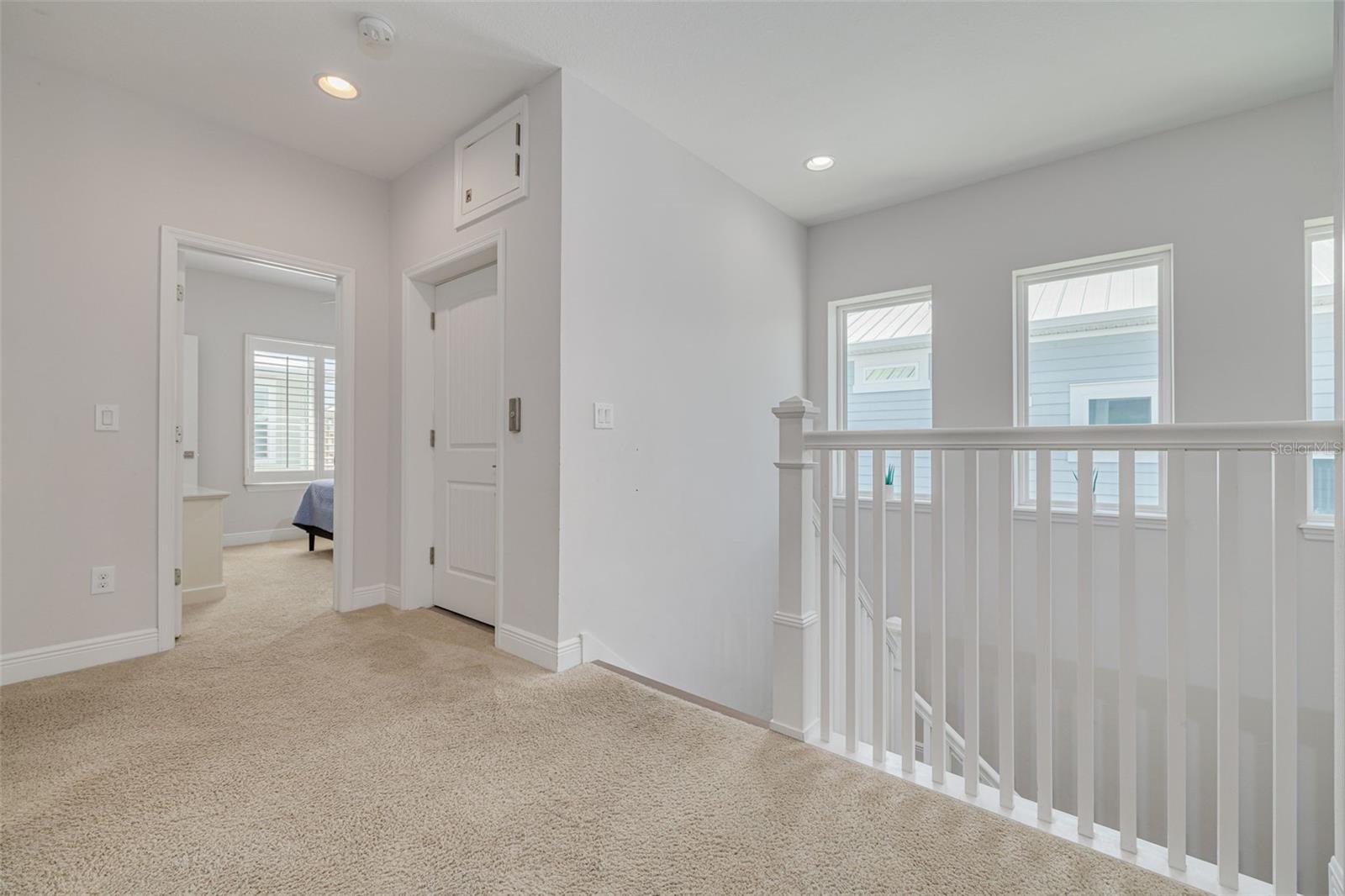 Image 21 of 43 For 16306 1st Street E