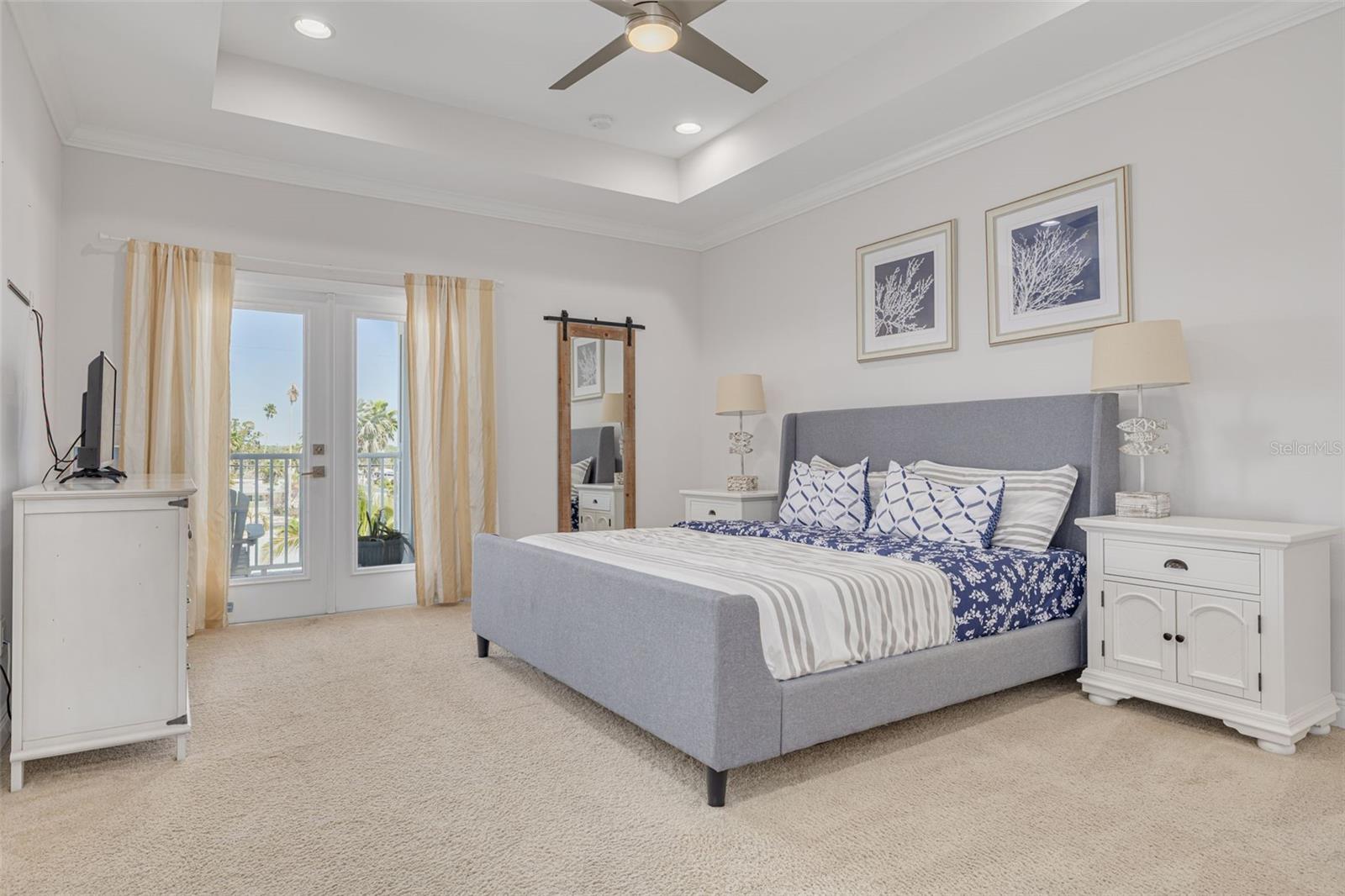 Image 22 of 43 For 16306 1st Street E