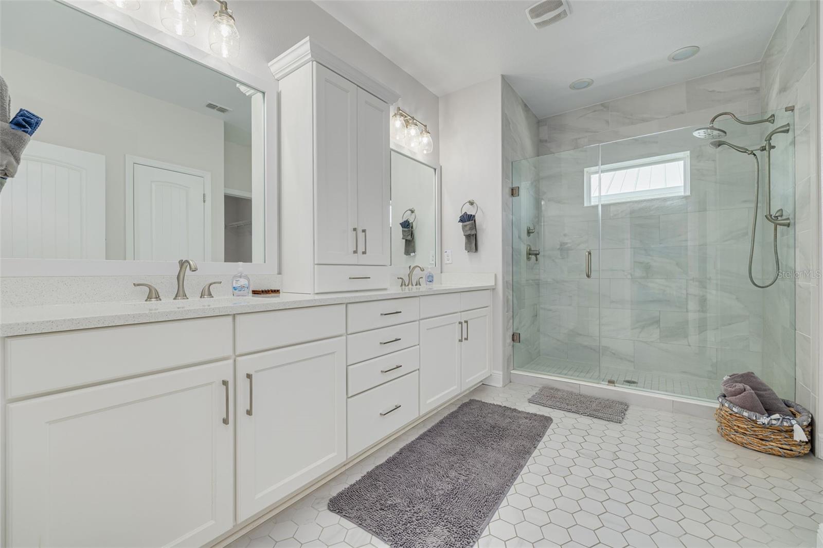 Image 27 of 43 For 16306 1st Street E