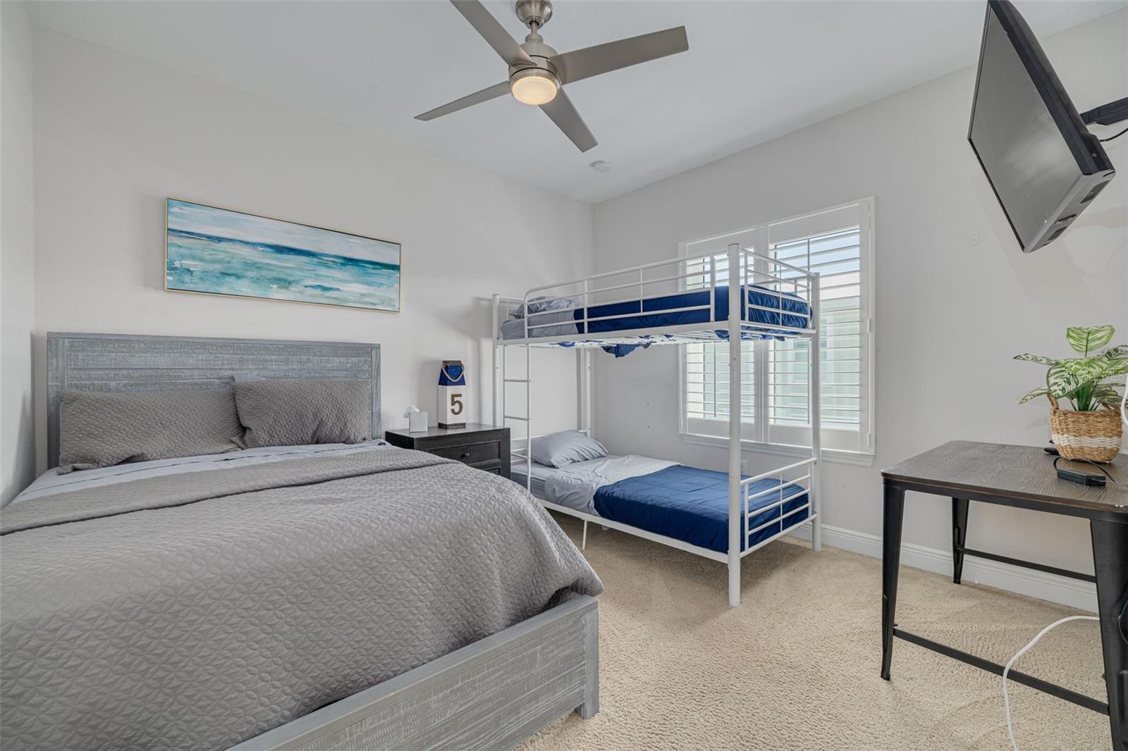 Image 31 of 43 For 16306 1st Street E