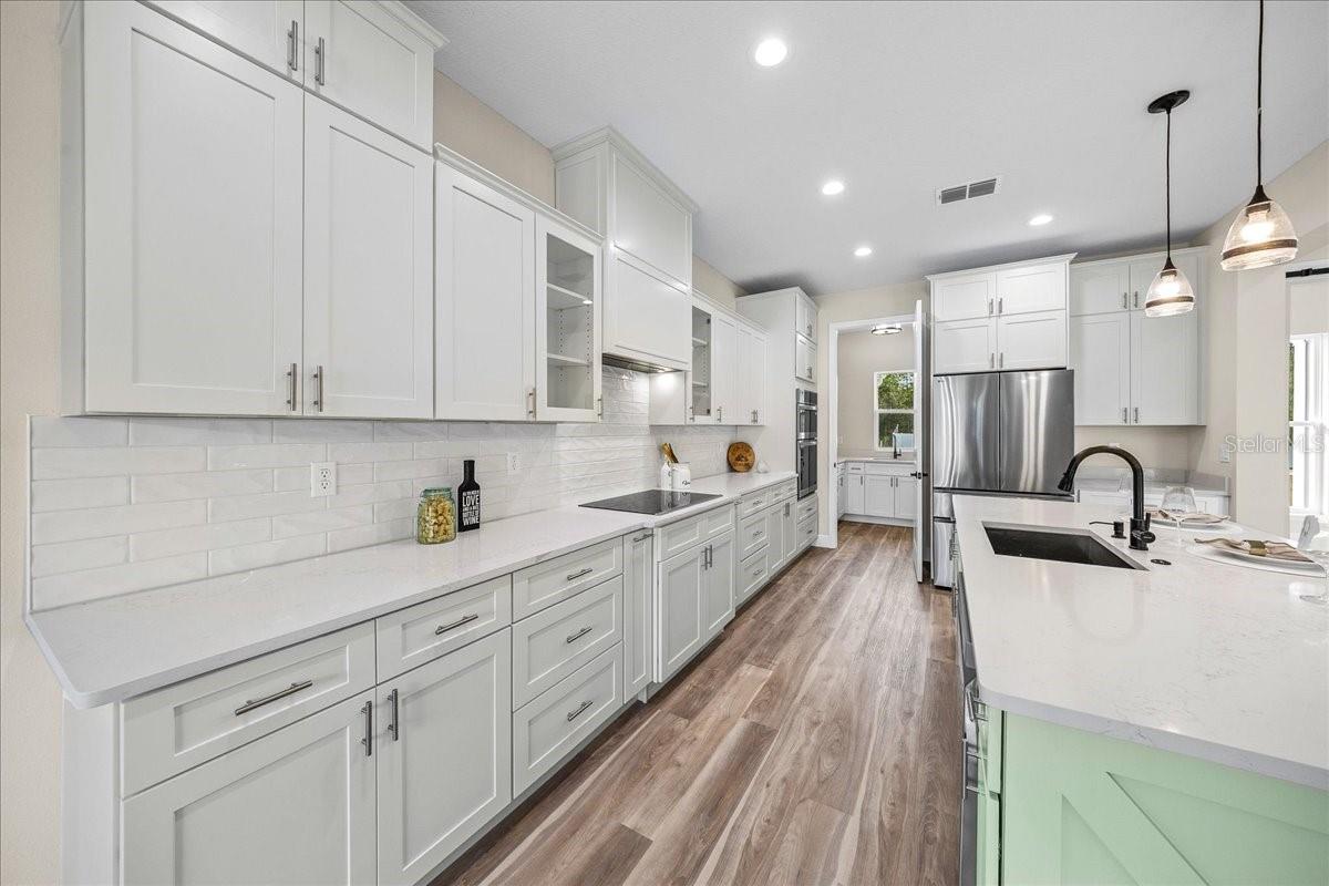 Image 18 of 56 For 13691 64th St Road