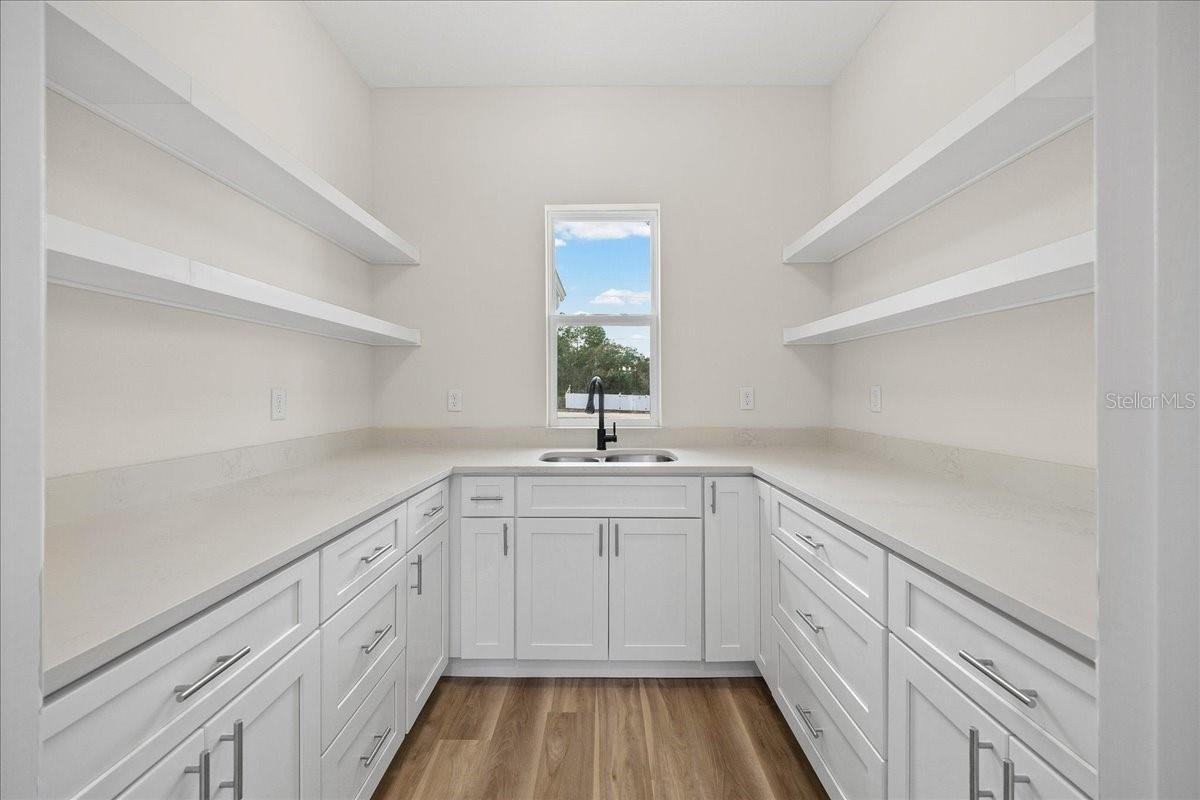 Image 21 of 56 For 13691 64th St Road