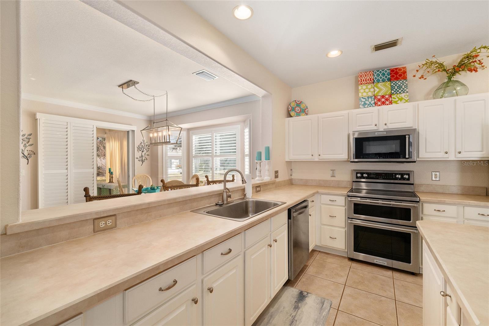 Image 17 of 72 For 12507 90th Terrace