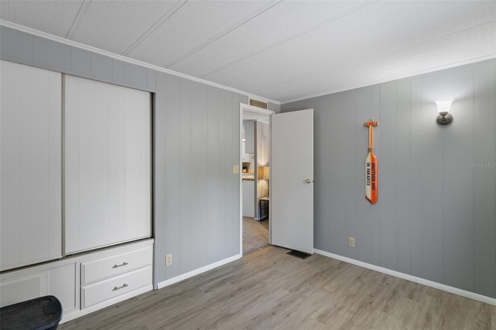 Image 18 of 41 For 5535 Scarlett Oak Terrace