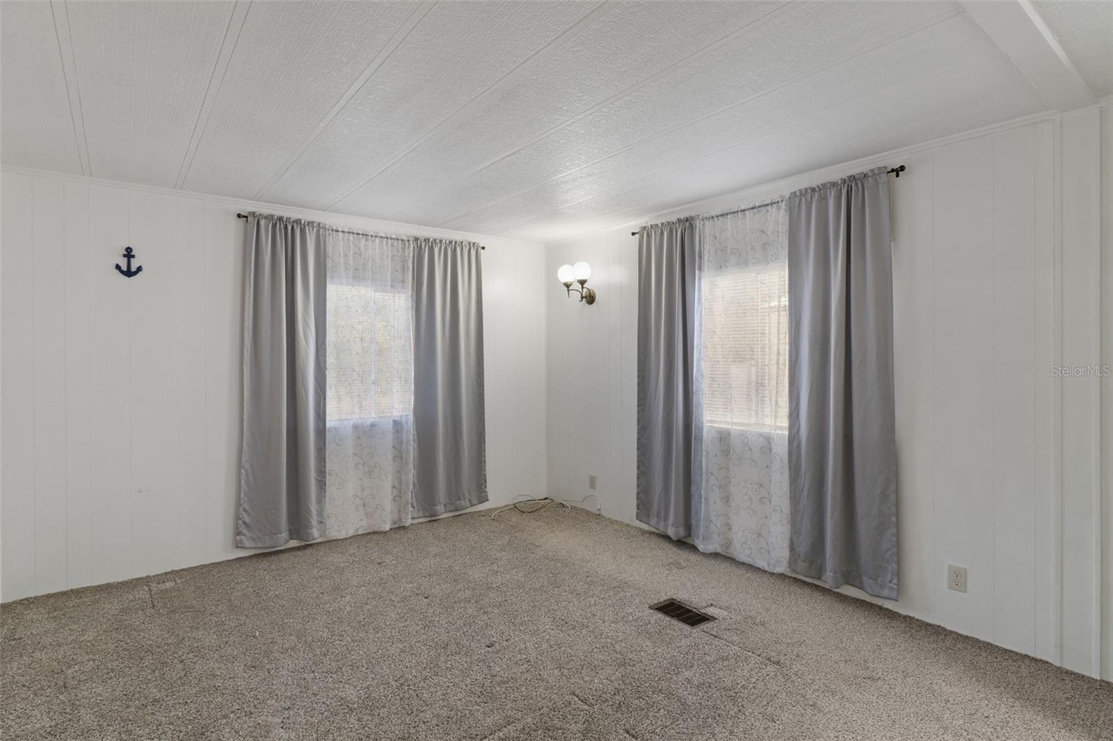 Image 19 of 41 For 5535 Scarlett Oak Terrace