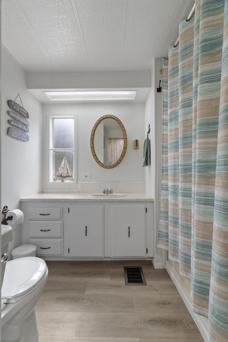 Image 37 of 41 For 5535 Scarlett Oak Terrace