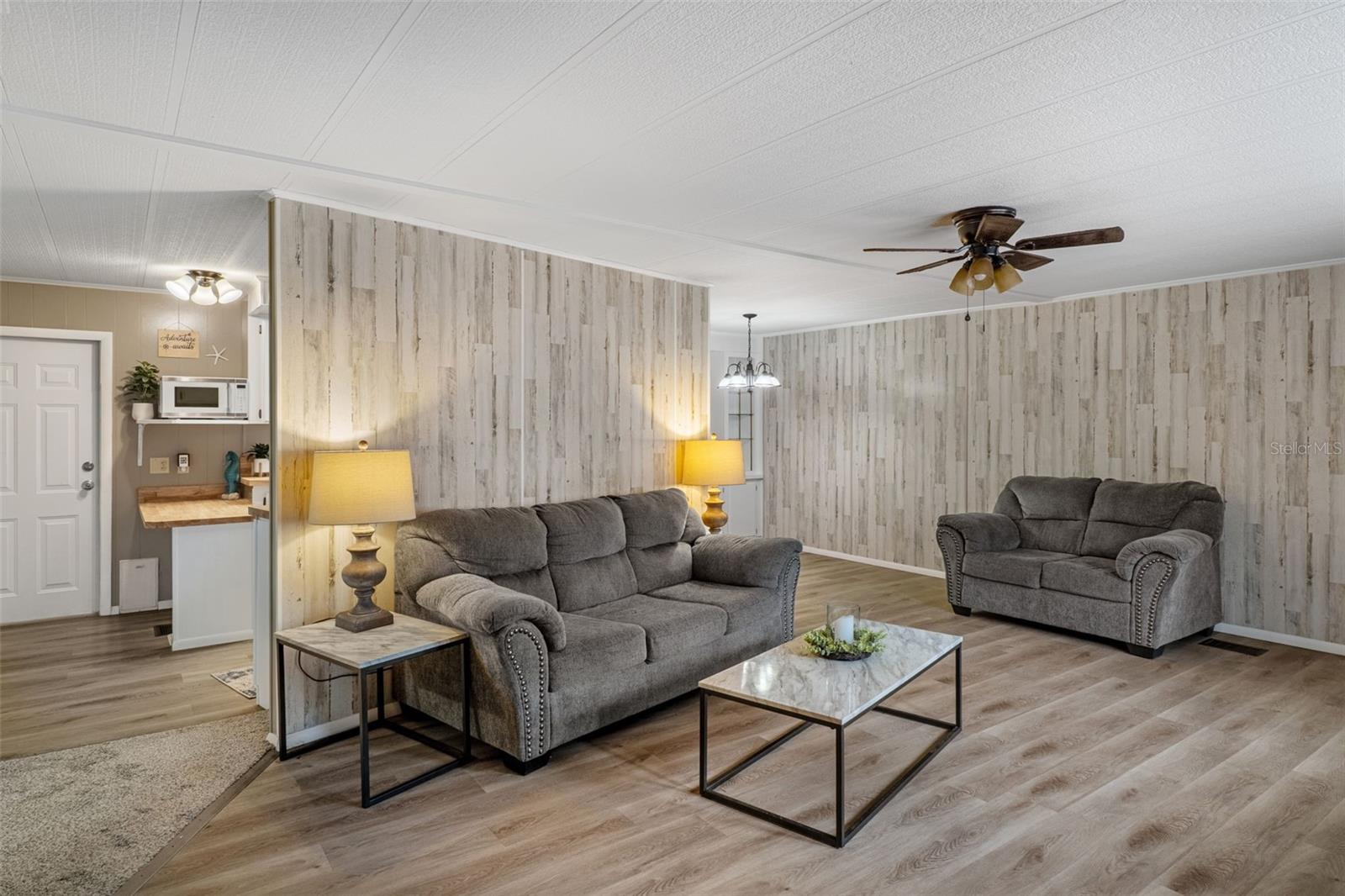 Image 5 of 41 For 5535 Scarlett Oak Terrace