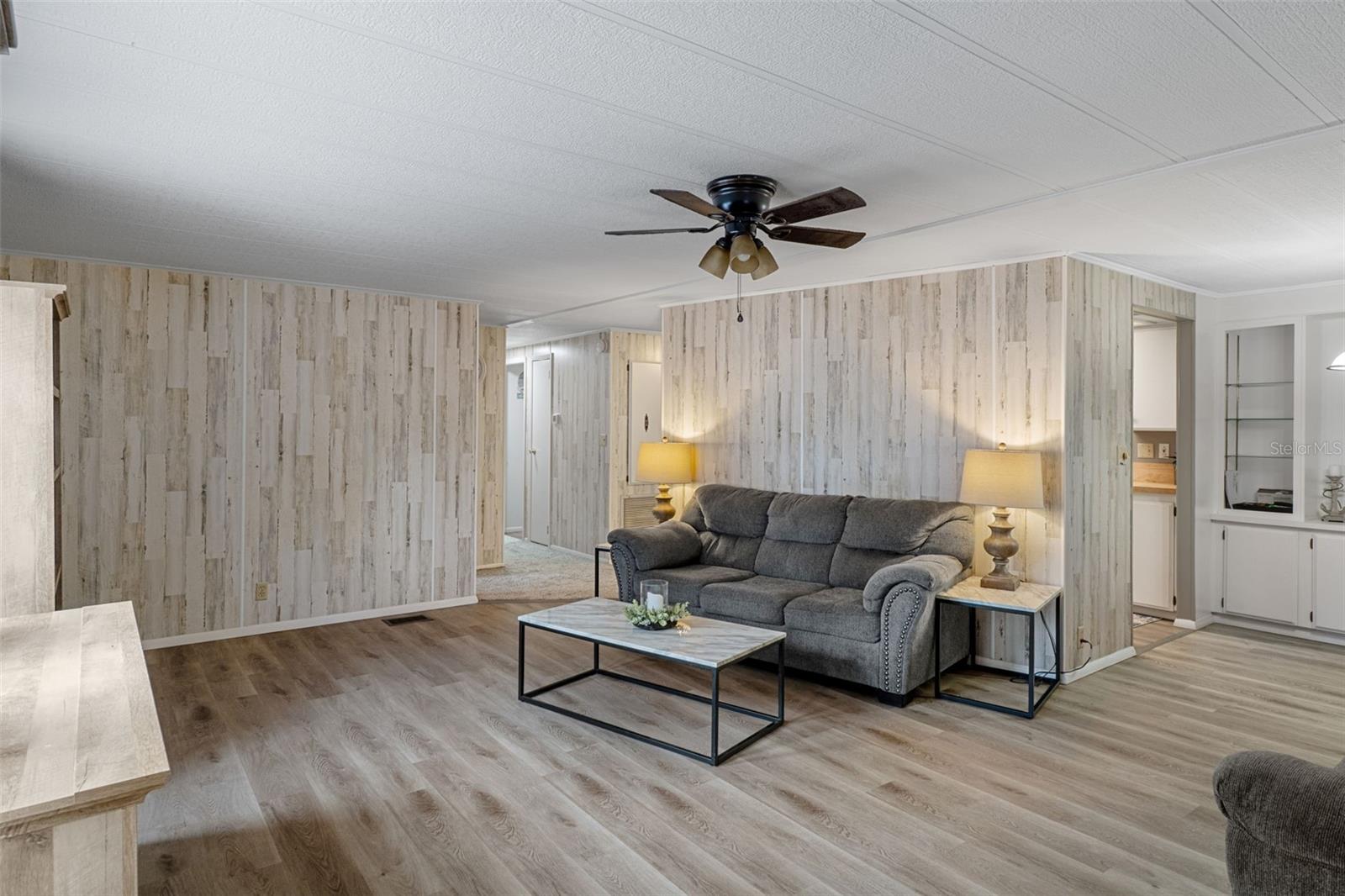 Image 6 of 41 For 5535 Scarlett Oak Terrace