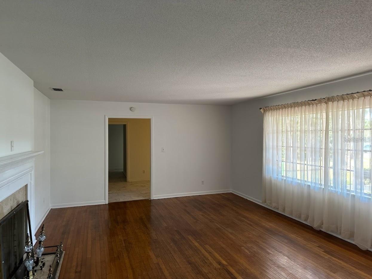 Image 4 of 20 For 1333 17th Street