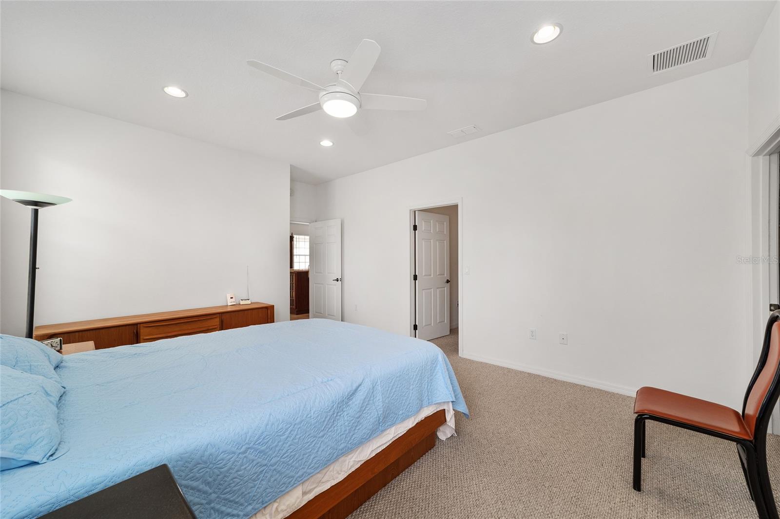 Image 25 of 44 For 8808 83rd Circle