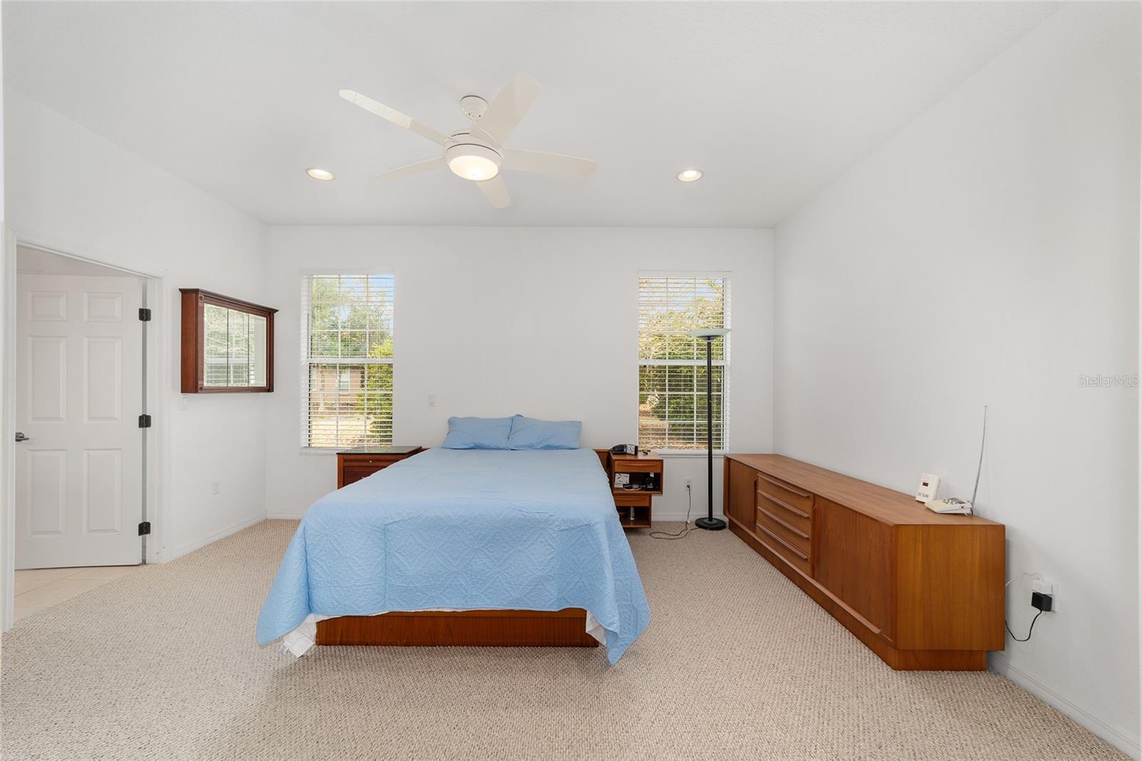 Image 26 of 44 For 8808 83rd Circle