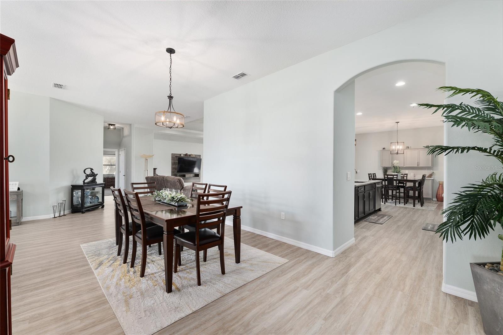 Image 20 of 100 For 7015 61st Avenue Road