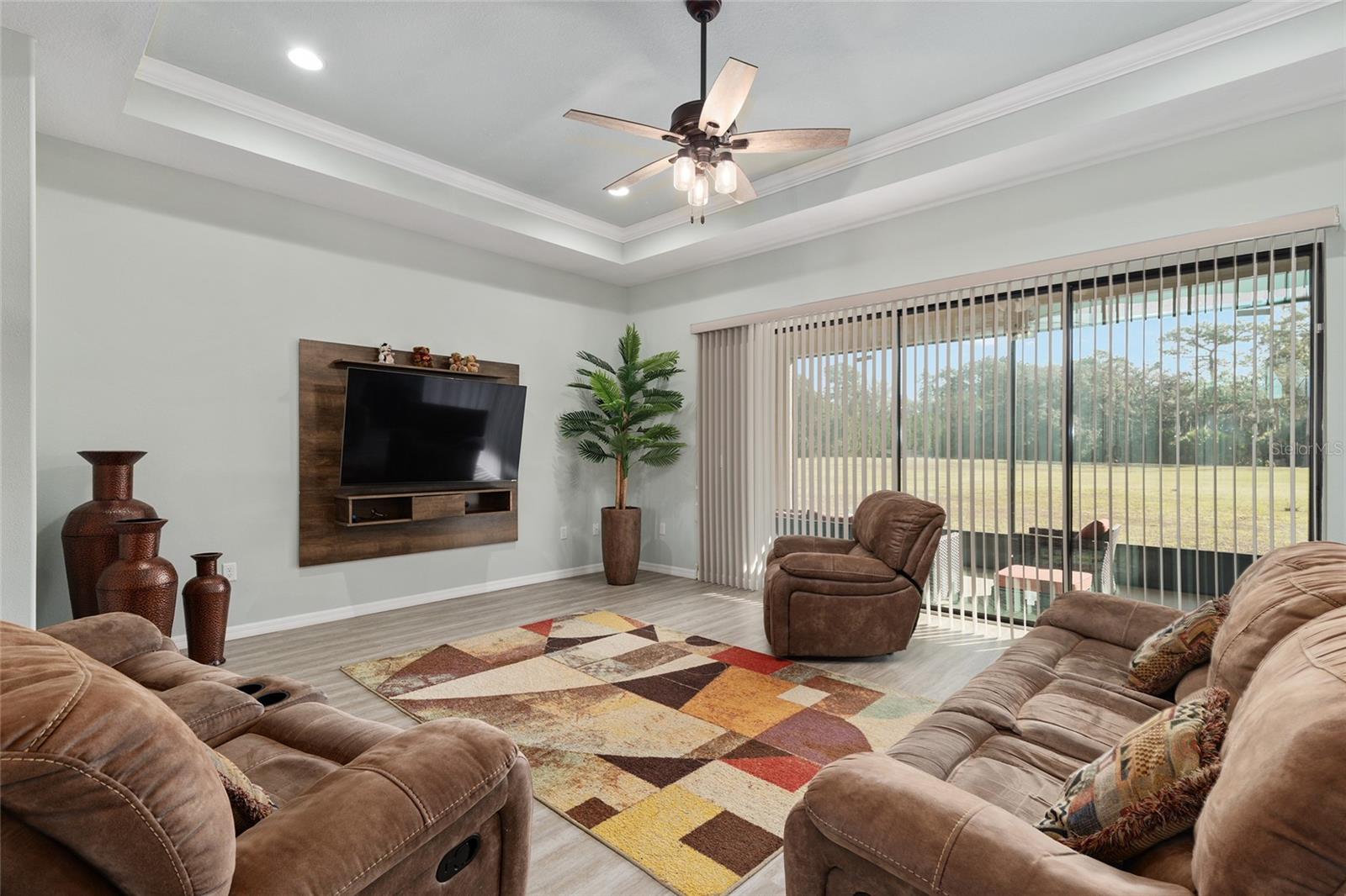 Image 24 of 100 For 7015 61st Avenue Road