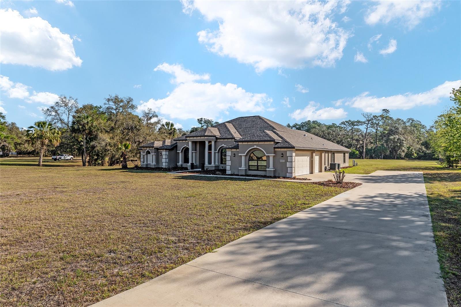 Image 3 of 100 For 7015 61st Avenue Road