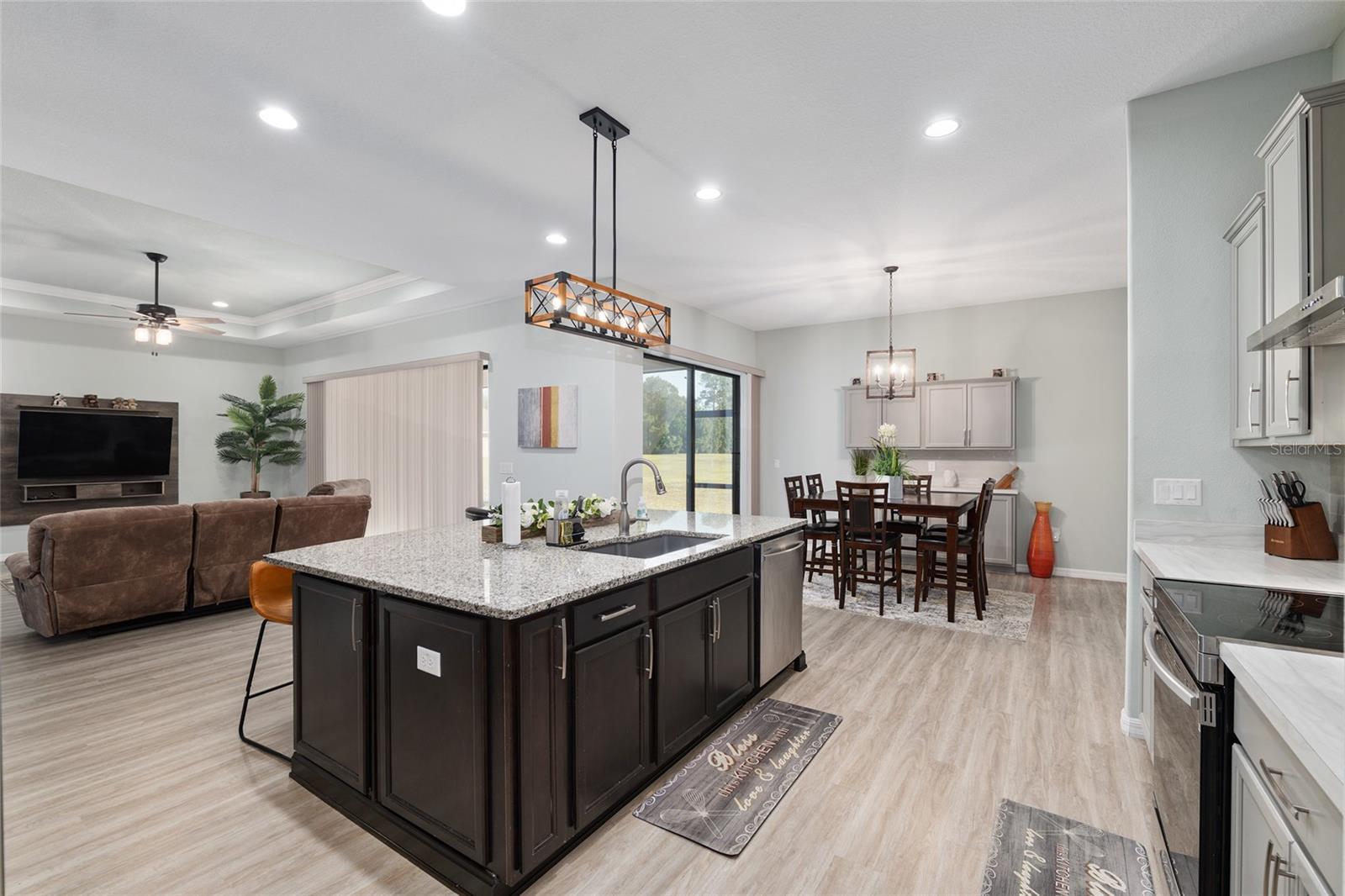 Image 34 of 100 For 7015 61st Avenue Road