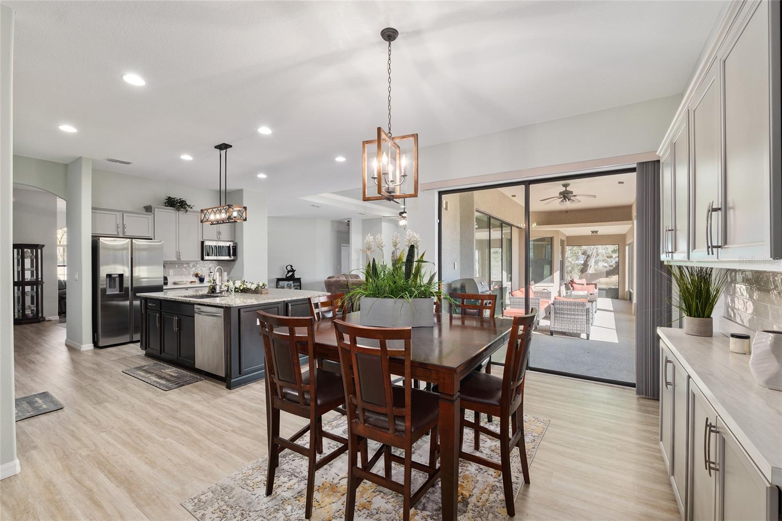 Image 37 of 100 For 7015 61st Avenue Road