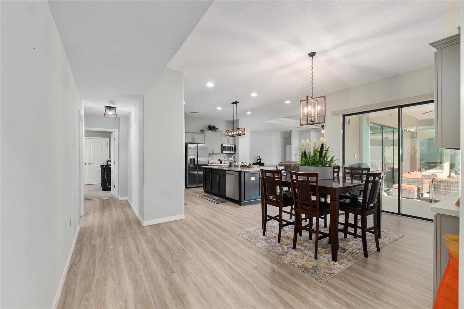 Image 39 of 100 For 7015 61st Avenue Road