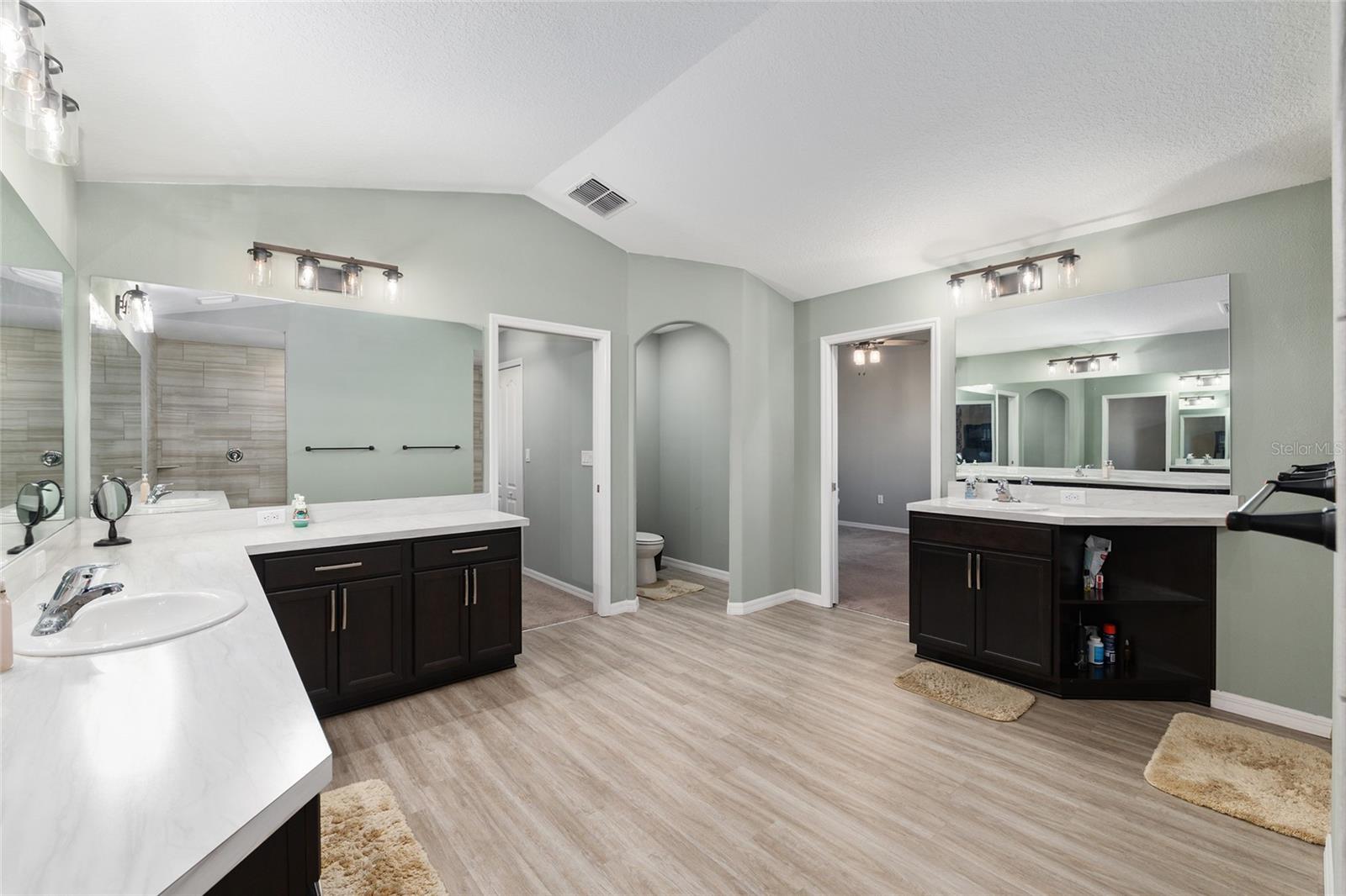 Image 48 of 100 For 7015 61st Avenue Road