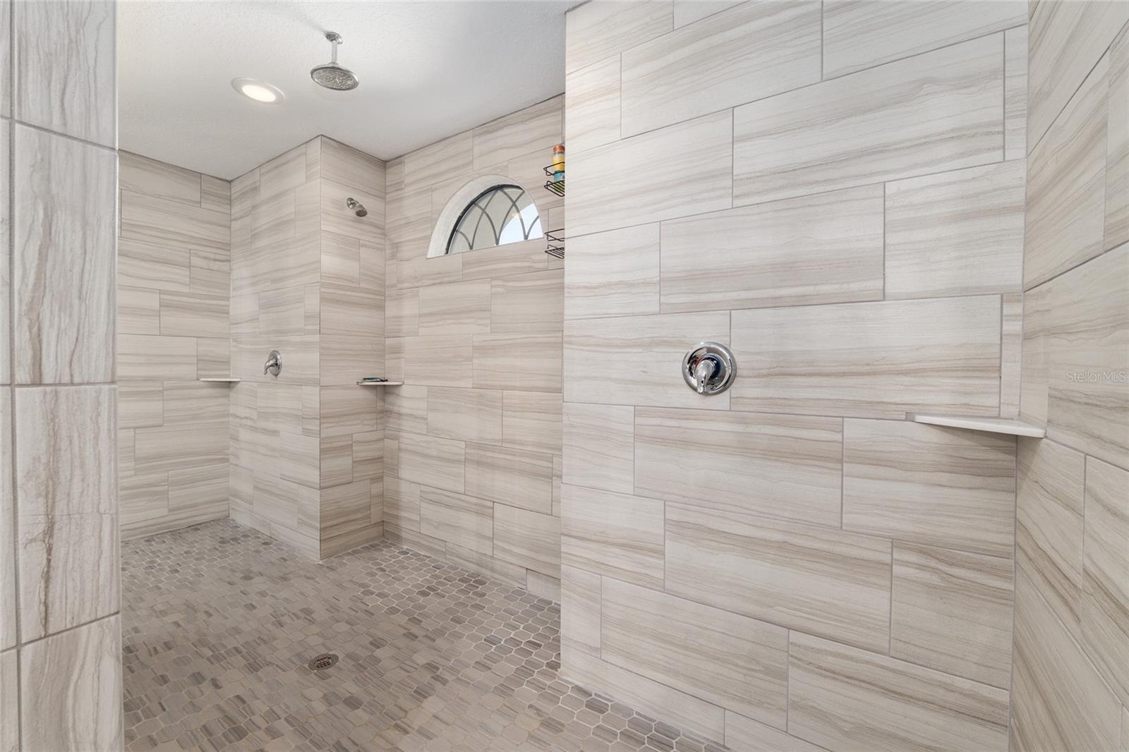 Image 50 of 100 For 7015 61st Avenue Road