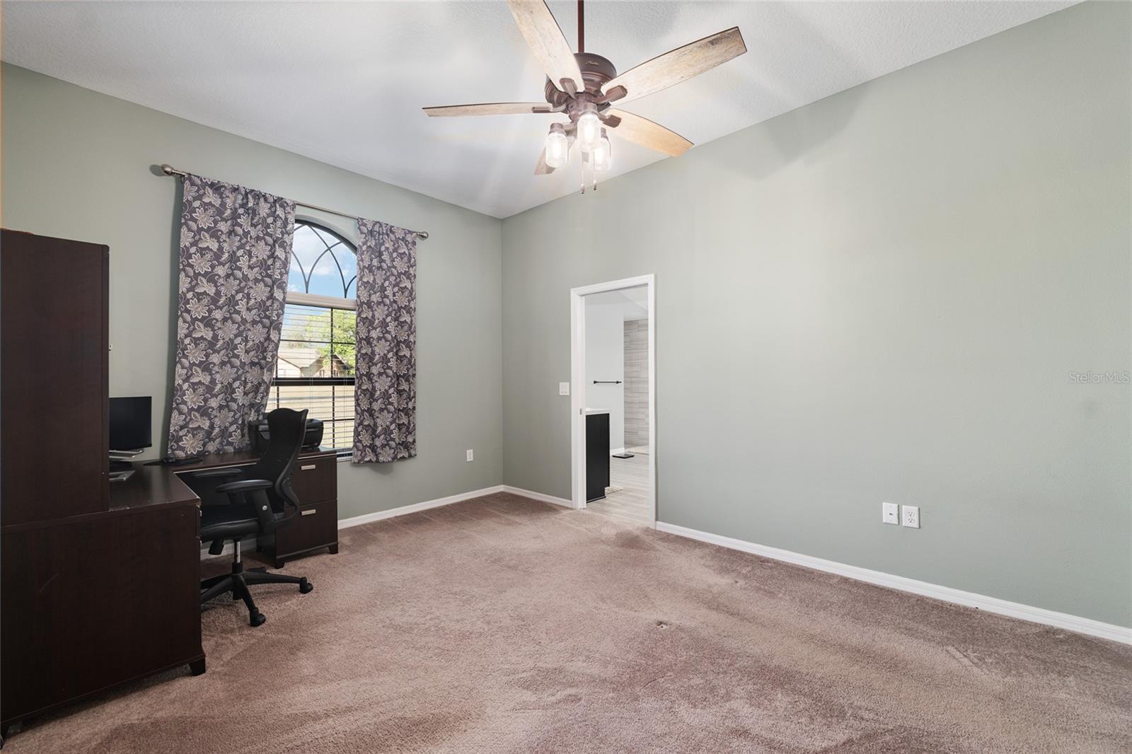 Image 72 of 100 For 7015 61st Avenue Road