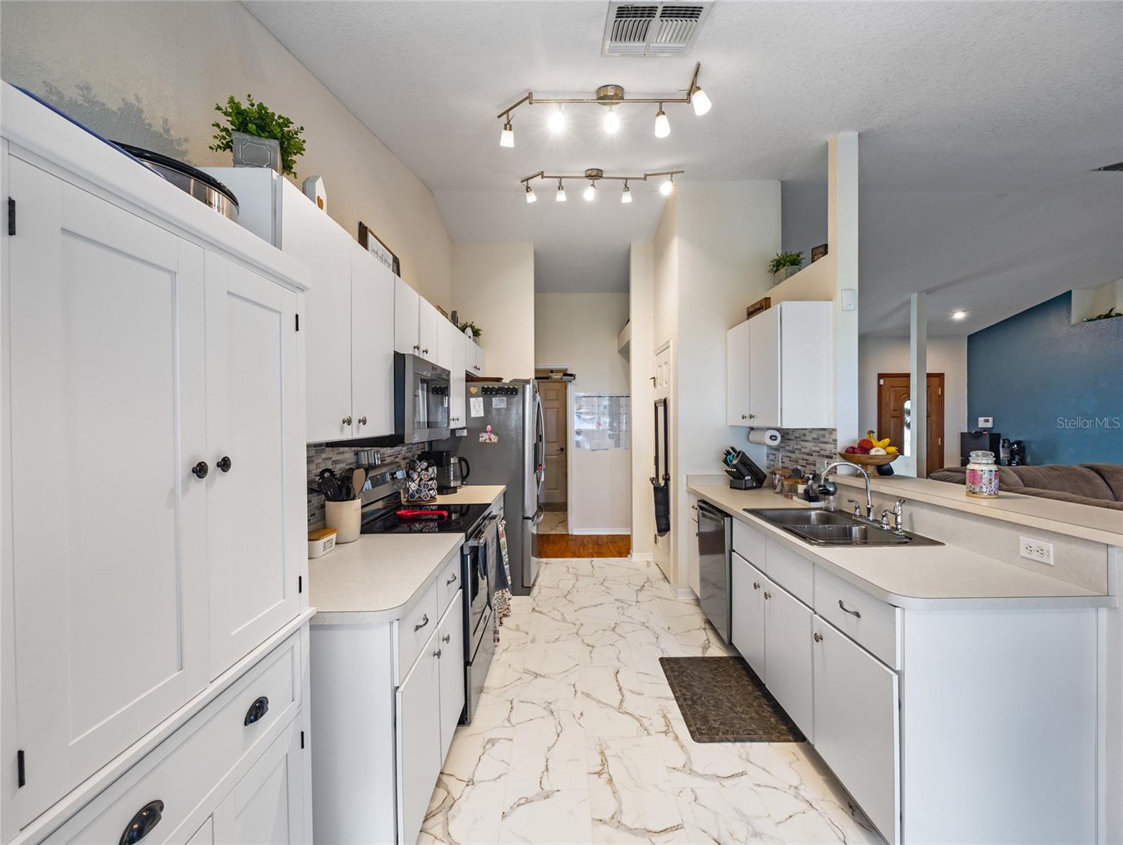 Image 13 of 43 For 6724 Cherry Road