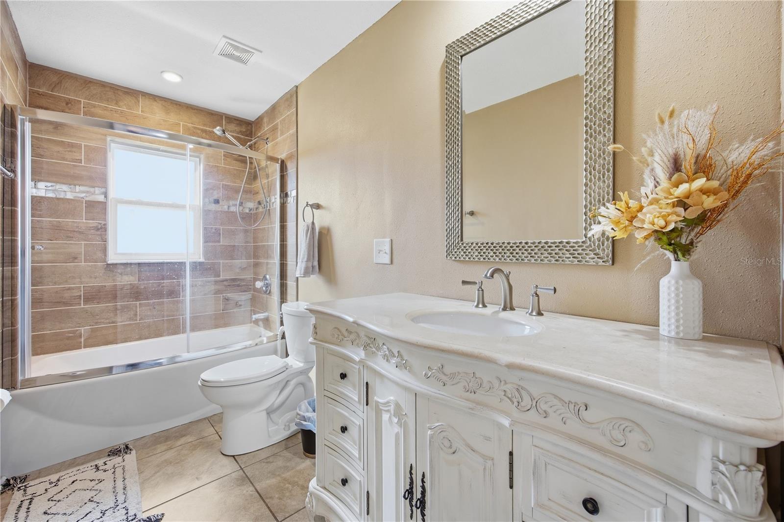 Image 17 of 29 For 2580 37th Street