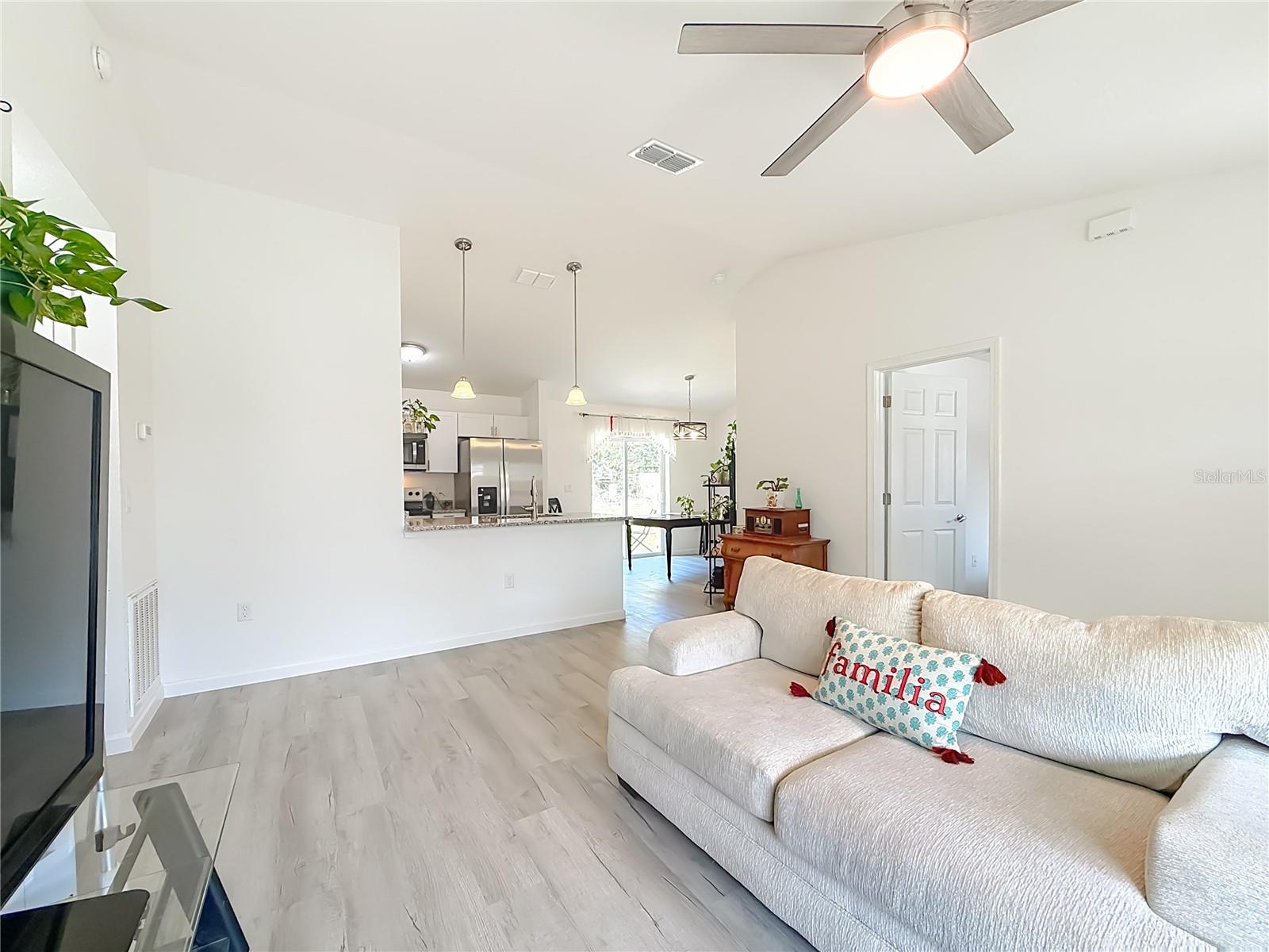 Image 6 of 53 For 6488 13th Avenue