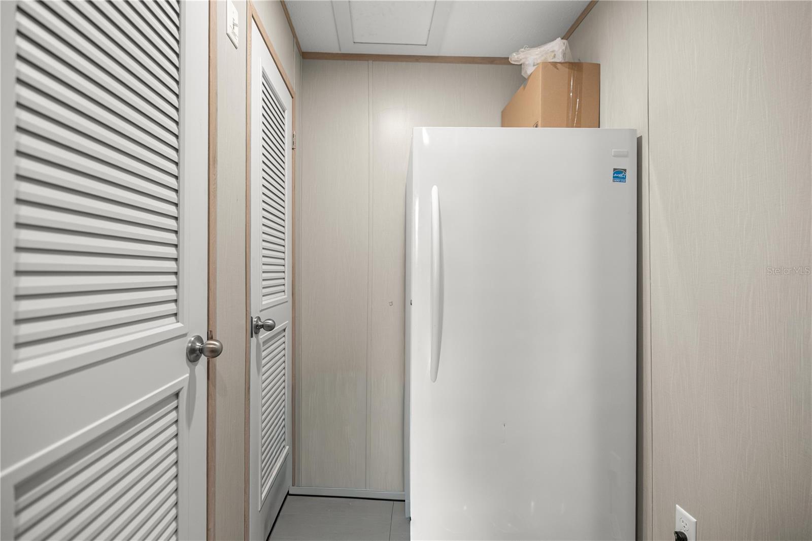 Image 14 of 40 For 14440 21st Place