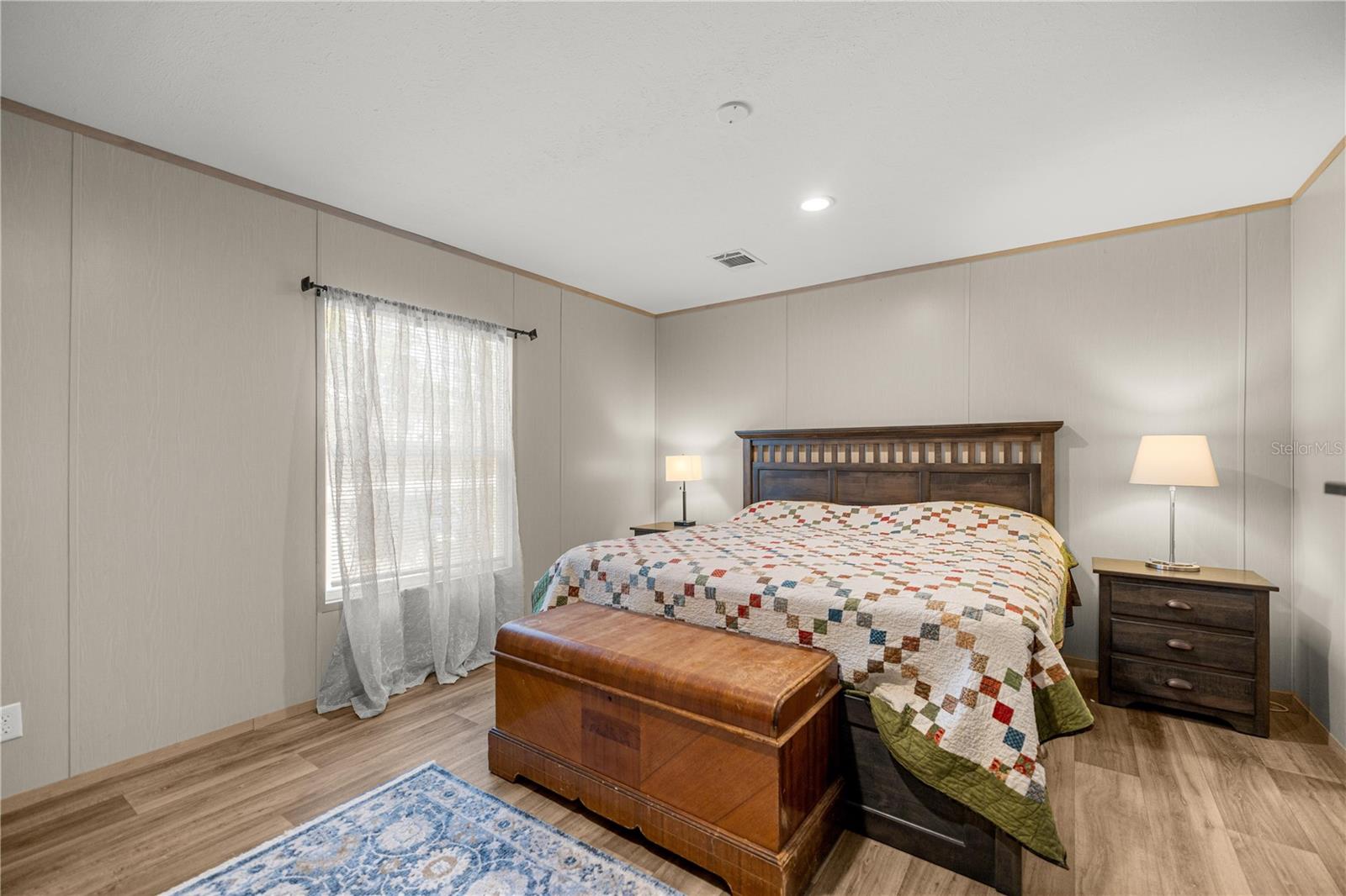 Image 15 of 40 For 14440 21st Place