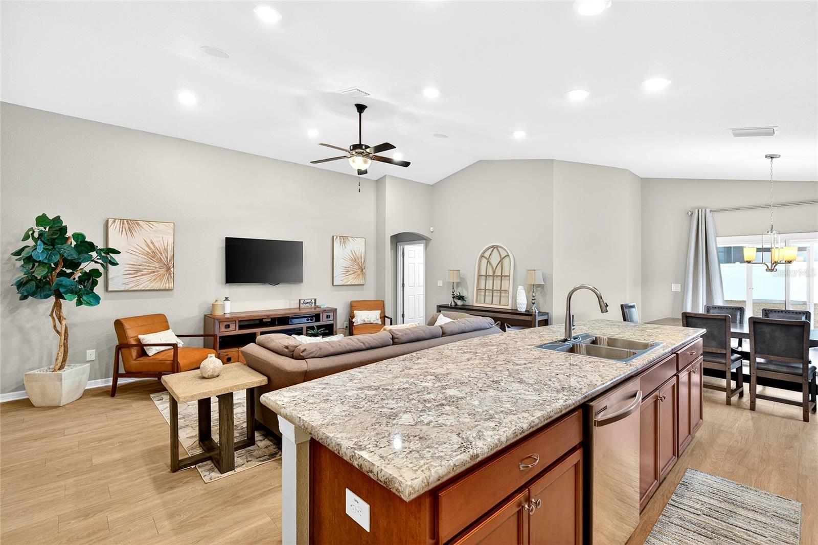 Image 16 of 43 For 9053 49th Avenue Road