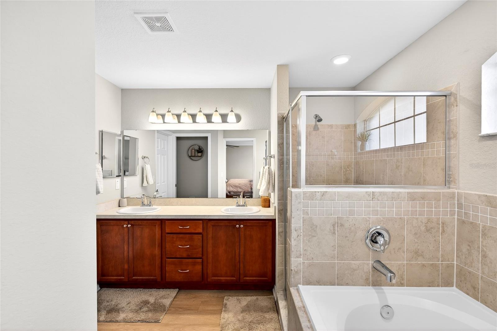 Image 24 of 43 For 9053 49th Avenue Road