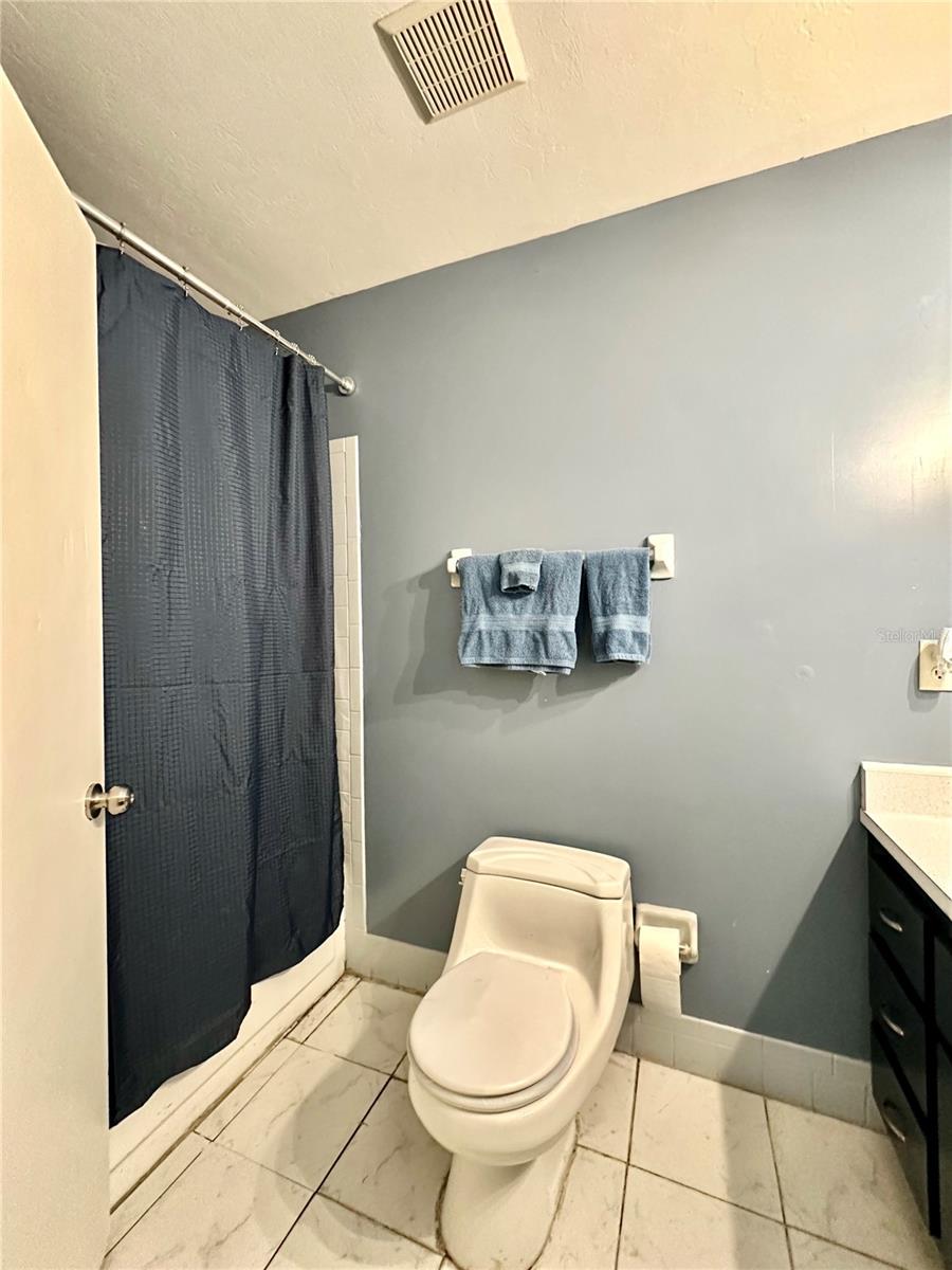 Image 13 of 23 For 5962 64th Street