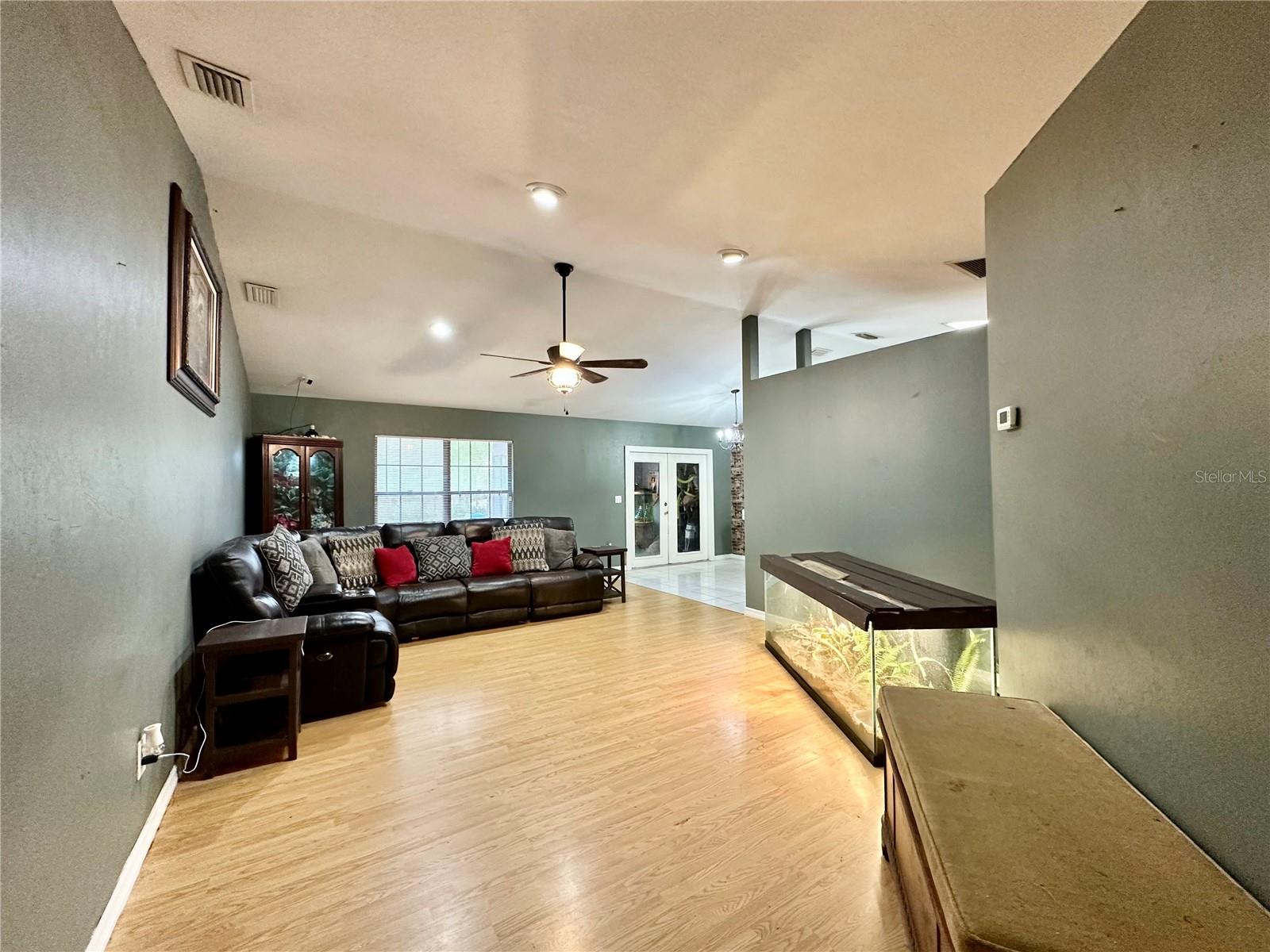 Image 17 of 23 For 5962 64th Street