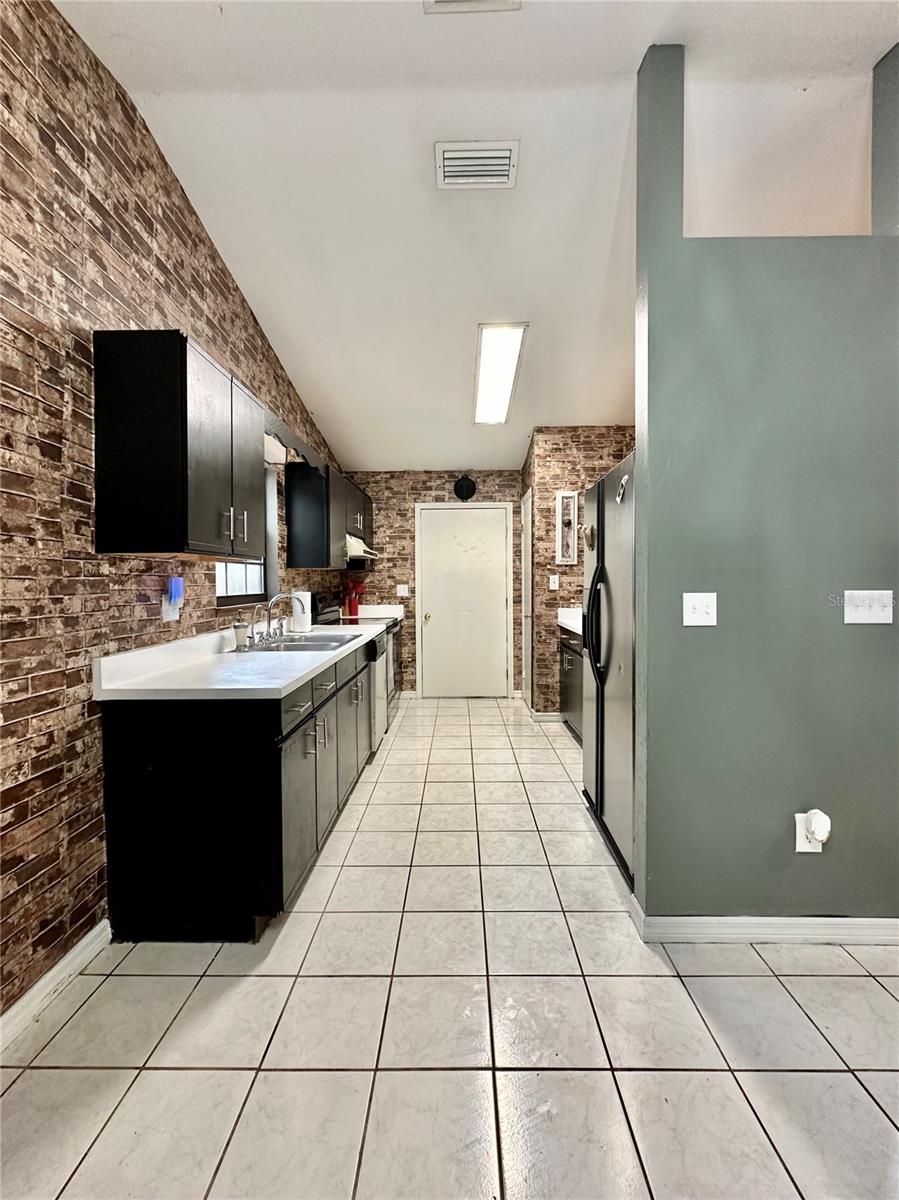 Image 7 of 23 For 5962 64th Street