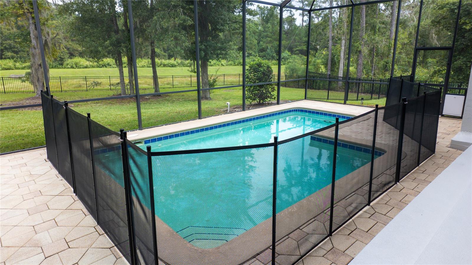 Image 22 of 54 For 617 47th Loop