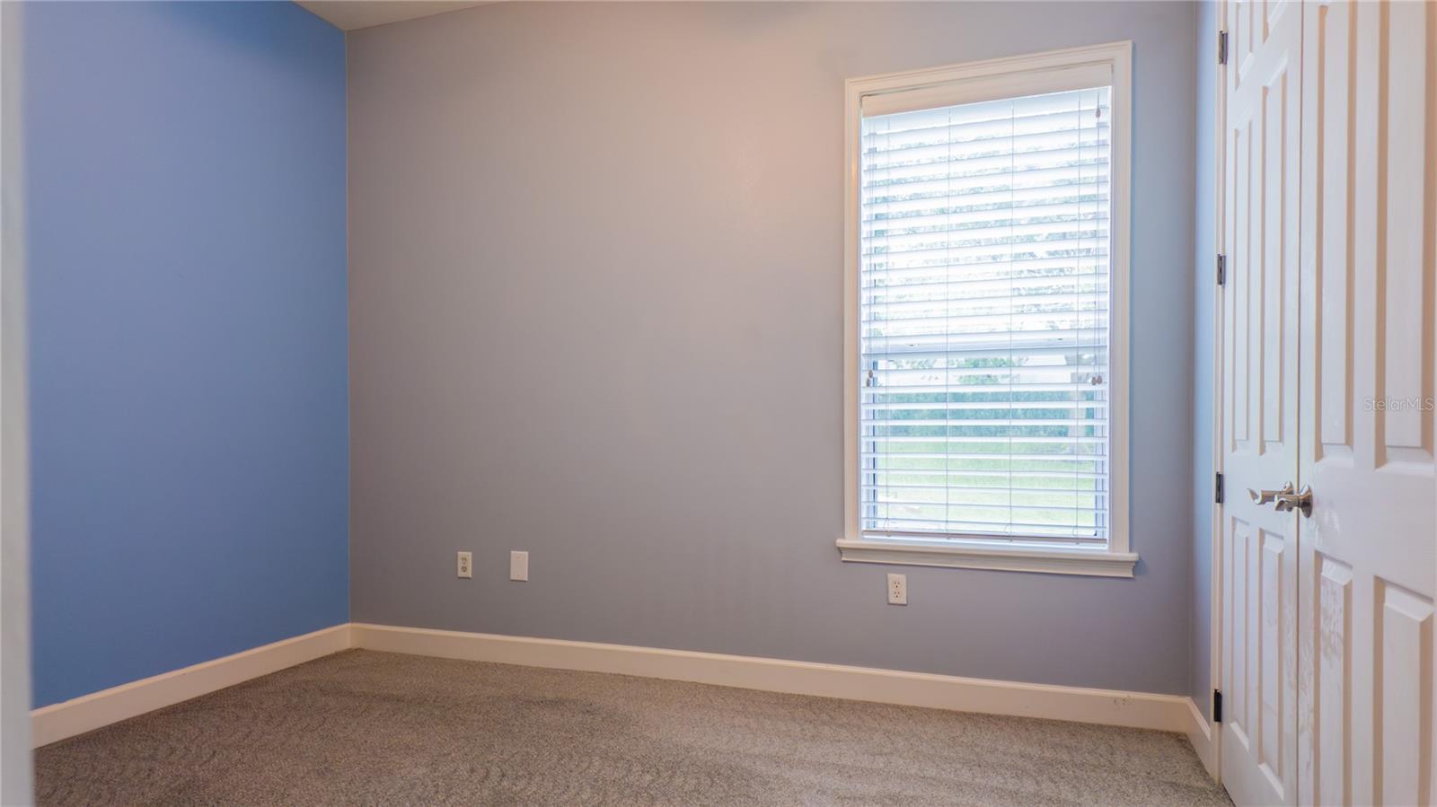 Image 35 of 54 For 617 47th Loop