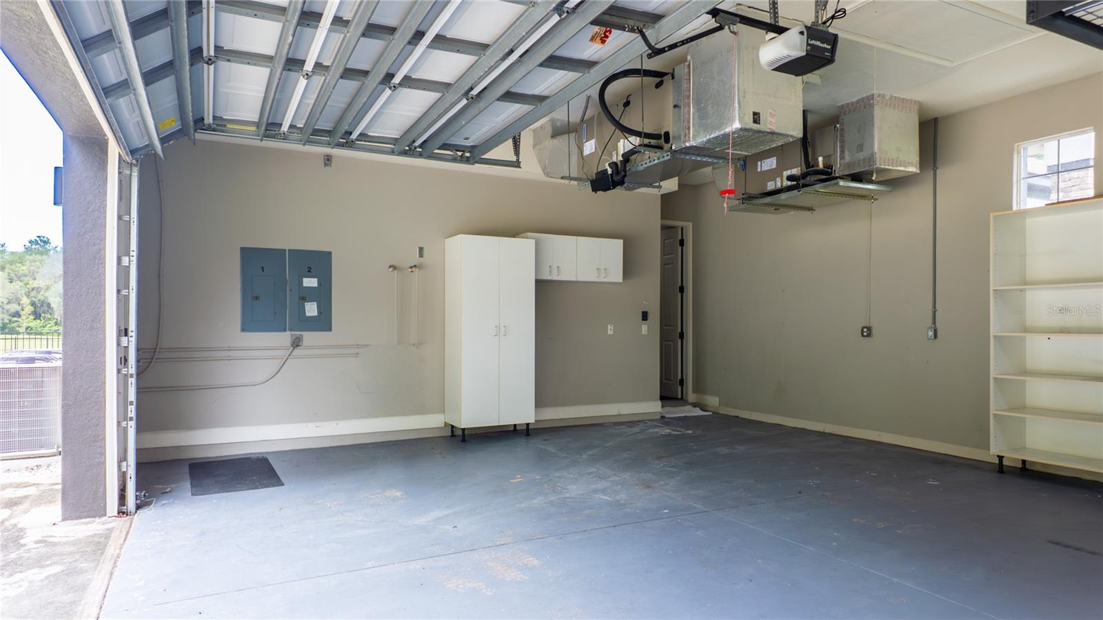 Image 44 of 54 For 617 47th Loop