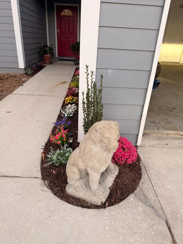 Listing photo id 0 for 1336 154th Avenue