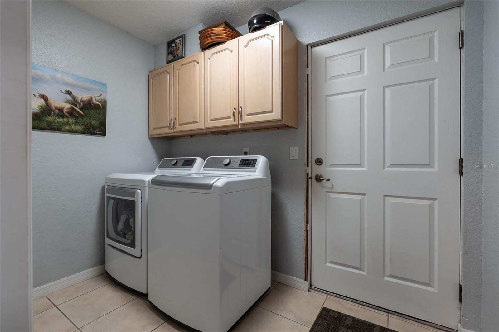 Listing photo id 29 for 1336 154th Avenue