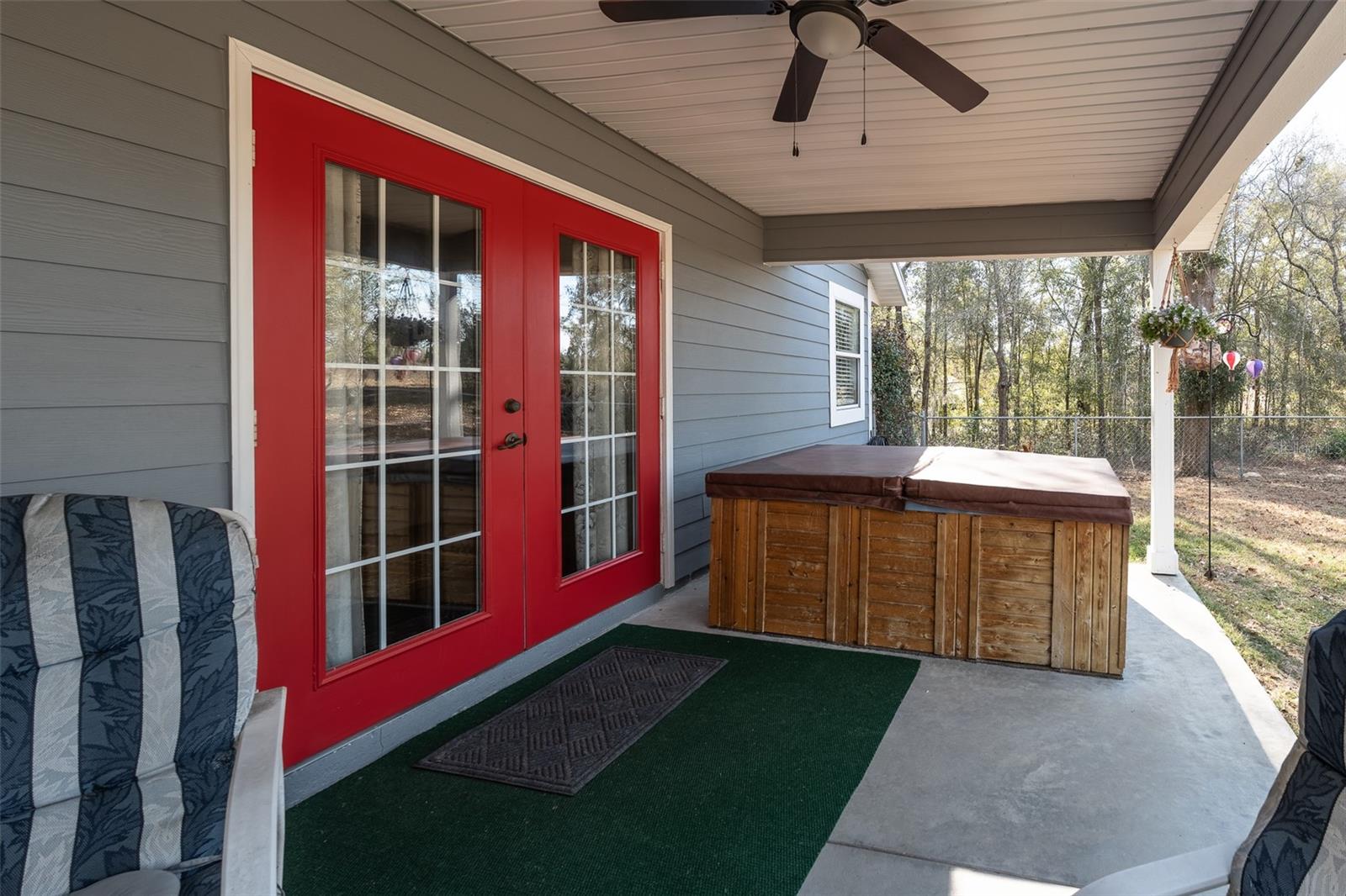 Listing photo id 35 for 1336 154th Avenue