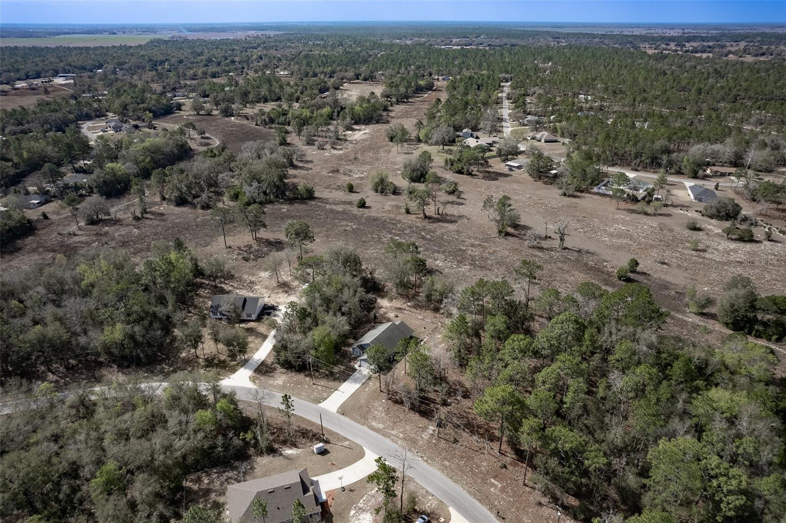 Listing photo id 48 for 1336 154th Avenue