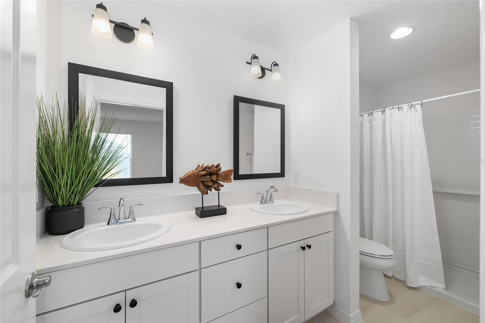 Image 25 of 29 For 7608 Daniel Hearns Way