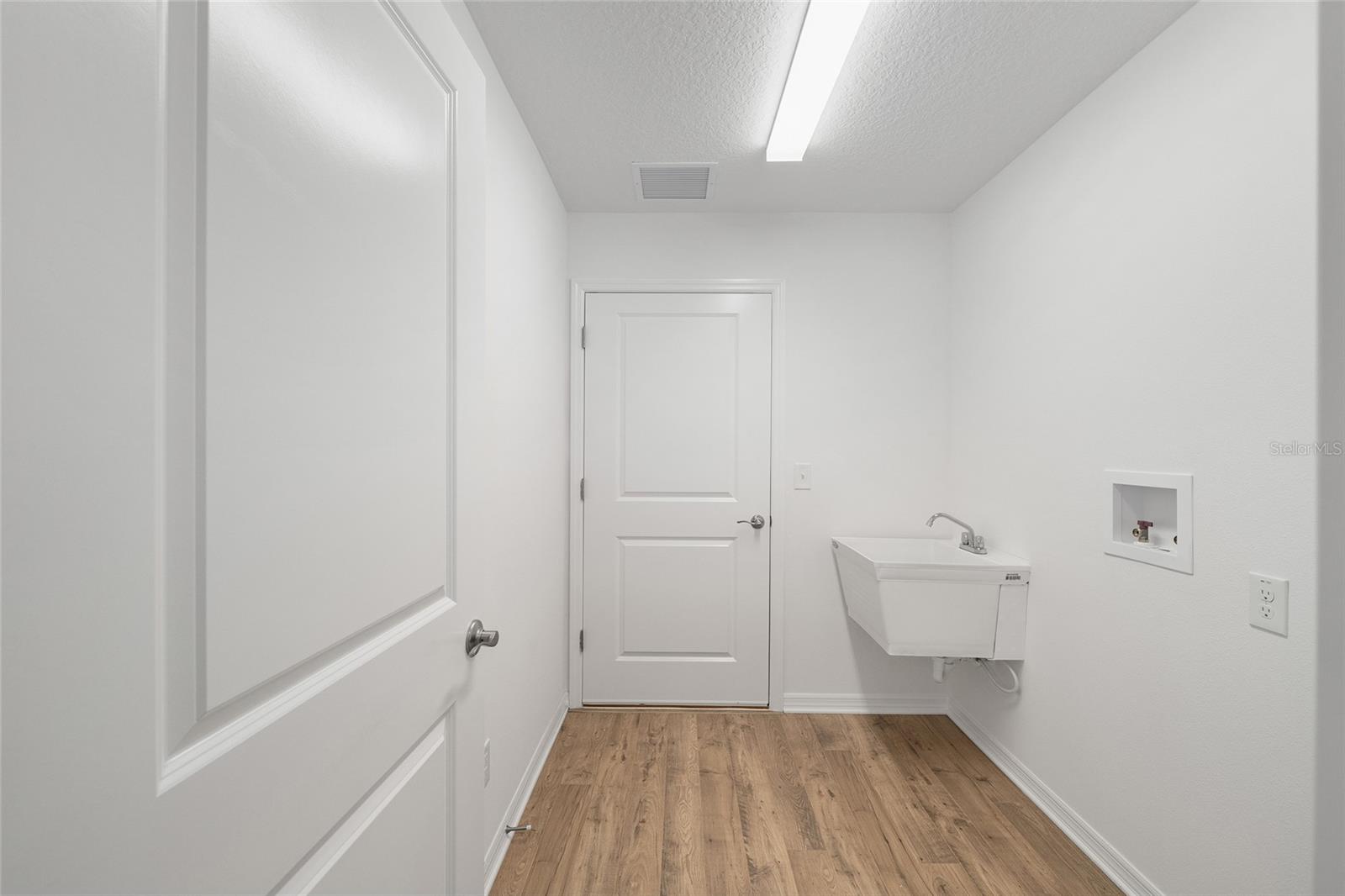 Image 27 of 29 For 7608 Daniel Hearns Way