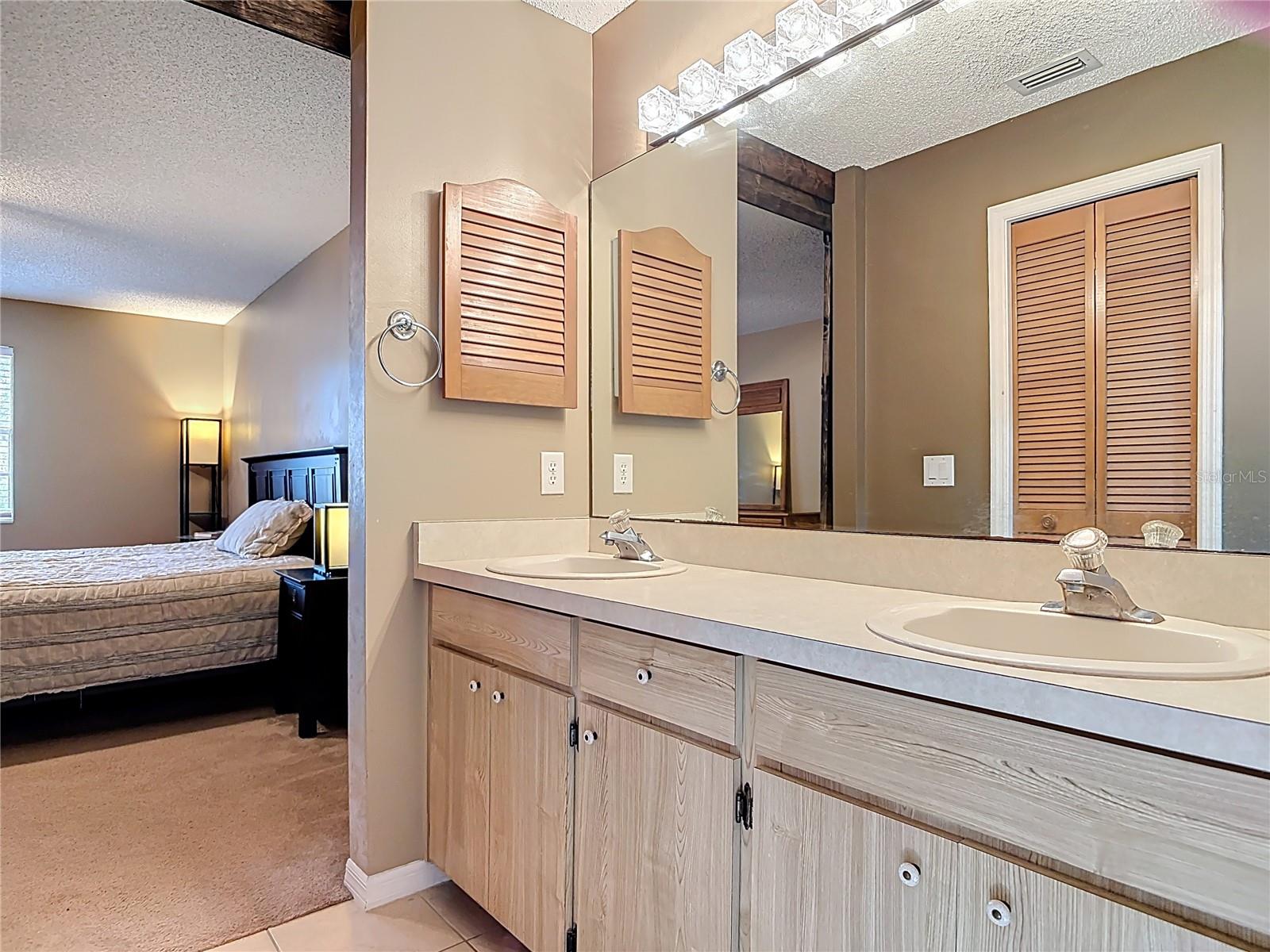 Image 36 of 62 For 276 Deleon Road