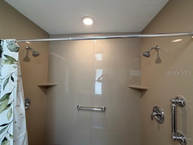 Image 9 of 19 For 2531 52nd Street