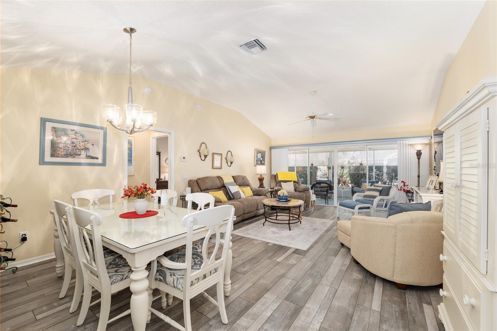 Image 10 of 50 For 1270 Northbrook Place