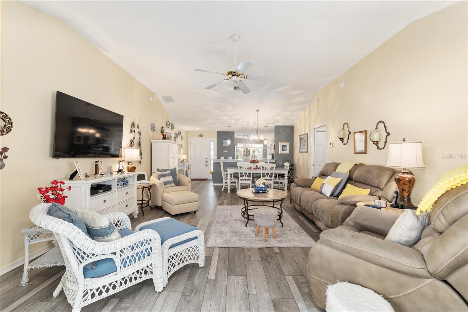 Image 14 of 50 For 1270 Northbrook Place