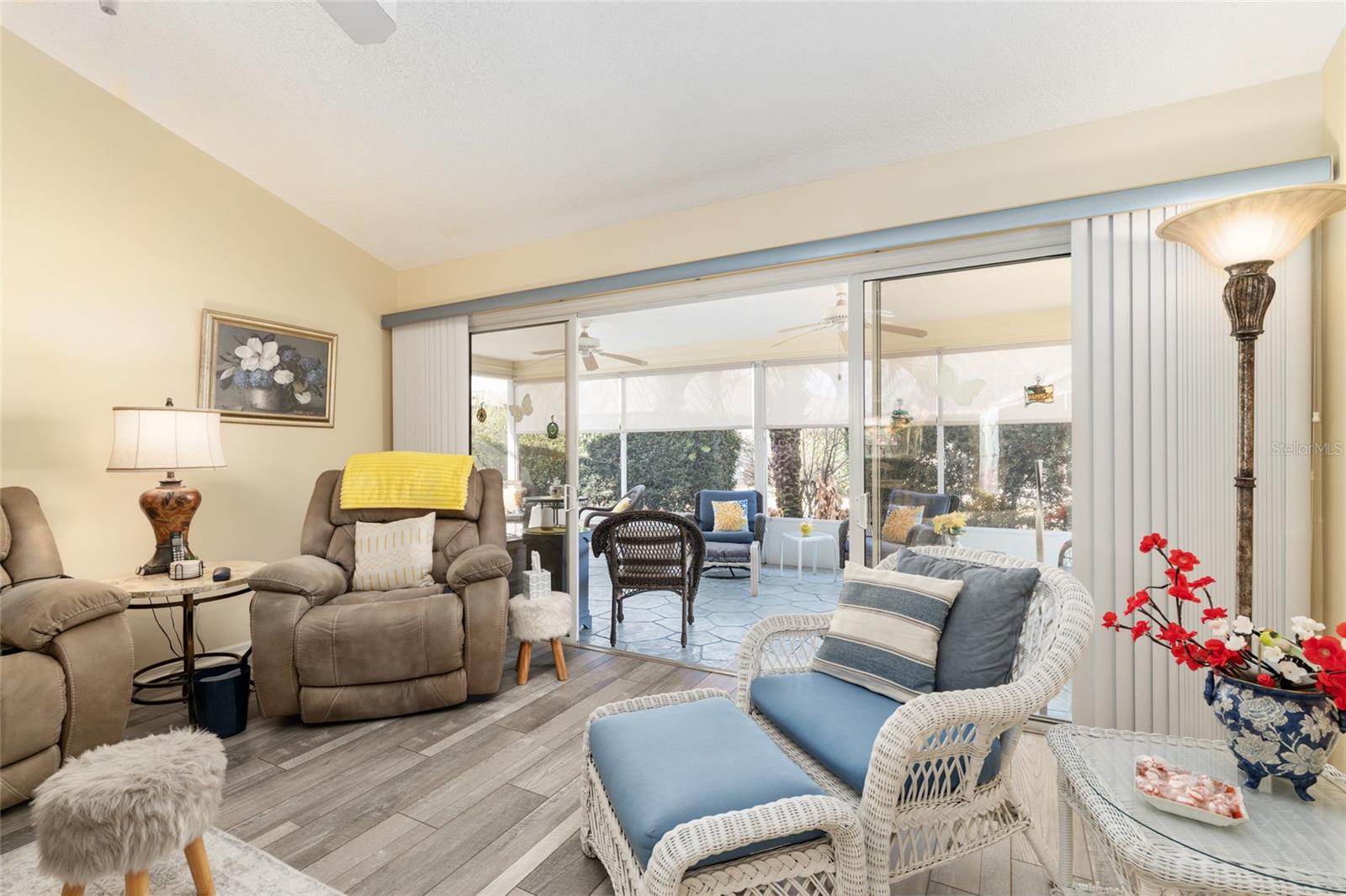 Image 15 of 50 For 1270 Northbrook Place