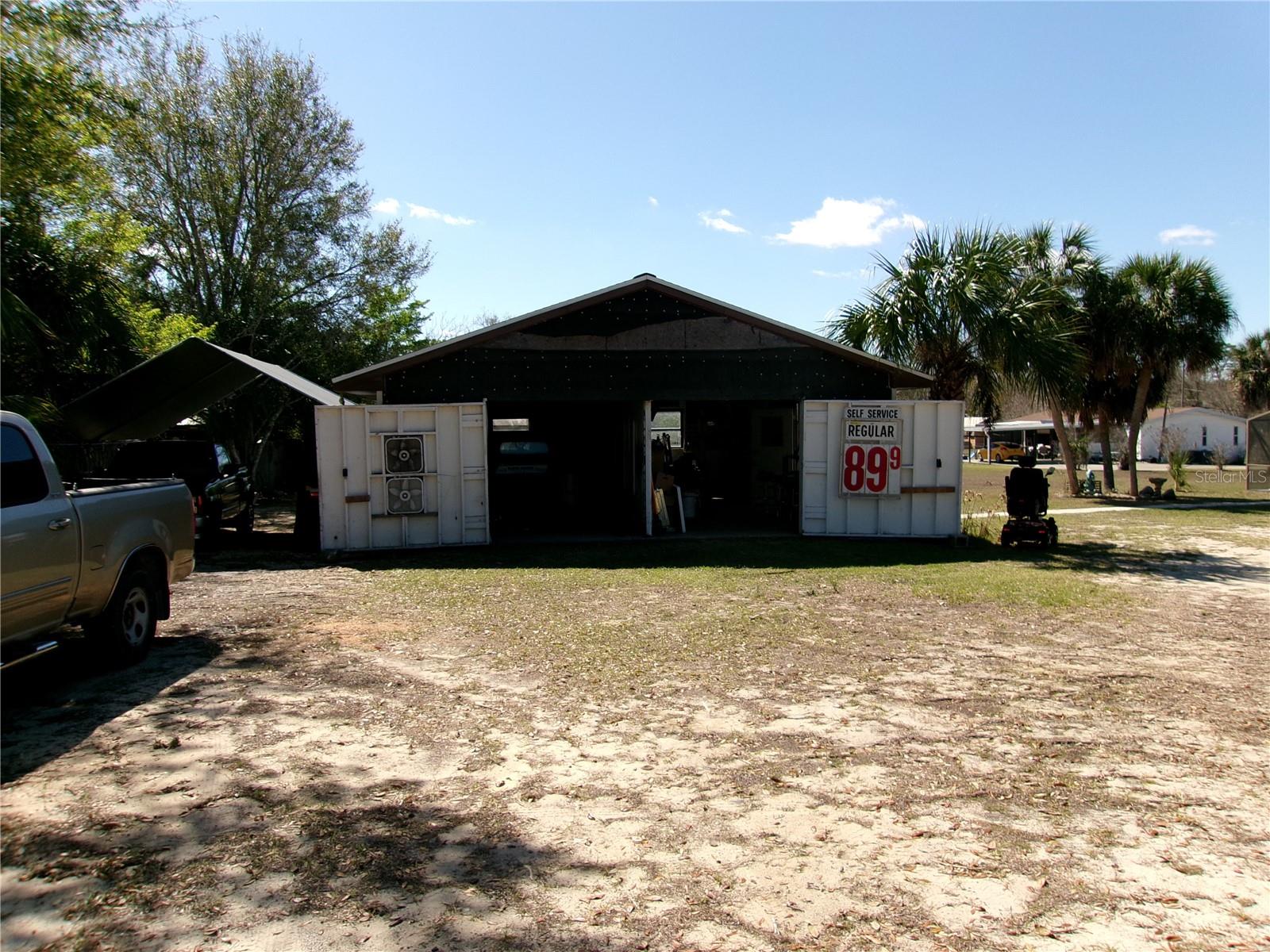 Image 9 of 47 For 12525 83rd Terrace